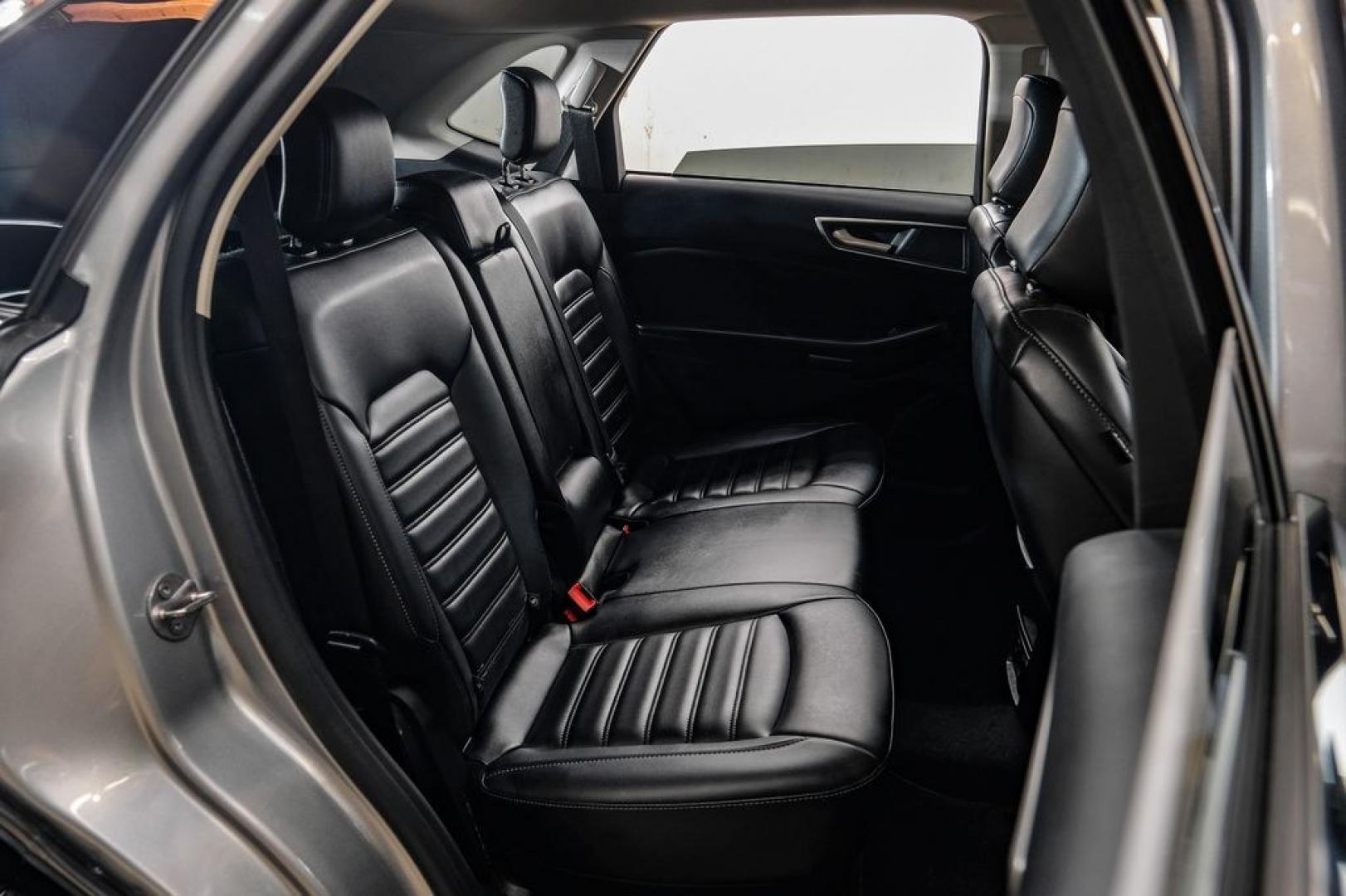 2024 Silver Metallic /Ebony Ford Edge SEL (2FMPK4J93RB) with an EcoBoost 2.0L I4 GTDi DOHC Turbocharged VCT engine, Automatic transmission, located at 15300 Midway Rd., Addison, TX, 75001, (972) 702-0011, 32.958321, -96.838074- Photo#43