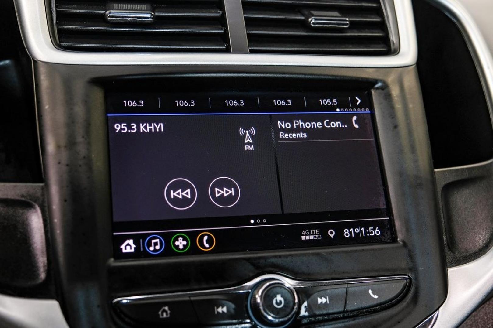 2020 Silver Ice Metallic /Jet Black/Dark Titanium Chevrolet Sonic LT (1G1JD5SB5L4) with an I4 engine, Automatic transmission, located at 15300 Midway Rd., Addison, TX, 75001, (972) 702-0011, 32.958321, -96.838074- Photo#36