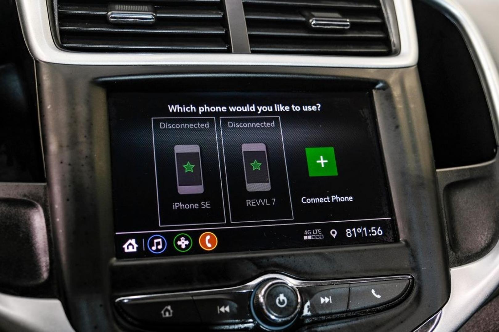 2020 Silver Ice Metallic /Jet Black/Dark Titanium Chevrolet Sonic LT (1G1JD5SB5L4) with an I4 engine, Automatic transmission, located at 15300 Midway Rd., Addison, TX, 75001, (972) 702-0011, 32.958321, -96.838074- Photo#38