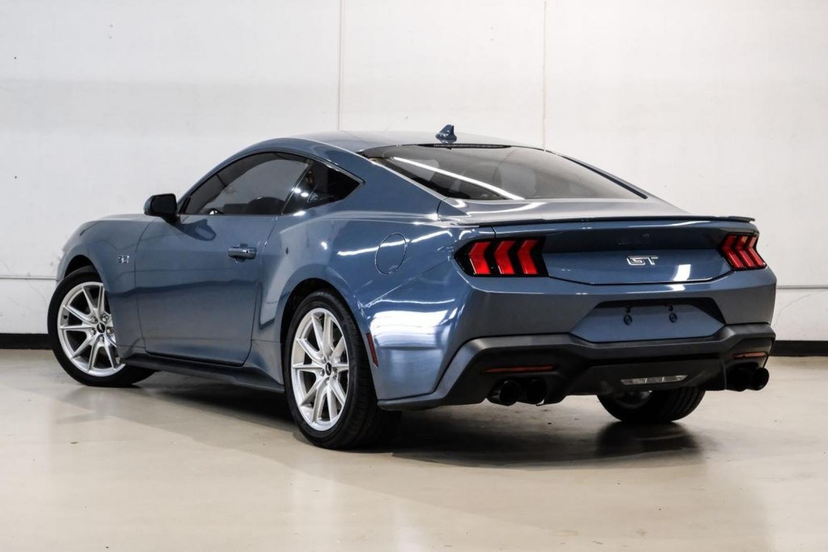 2024 Vapor Blue /Black Onyx Ford Mustang GT Premium (1FA6P8CF9R5) with an 5.0L V8 Ti-VCT engine, Automatic transmission, located at 15300 Midway Rd., Addison, TX, 75001, (972) 702-0011, 32.958321, -96.838074- Photo#9