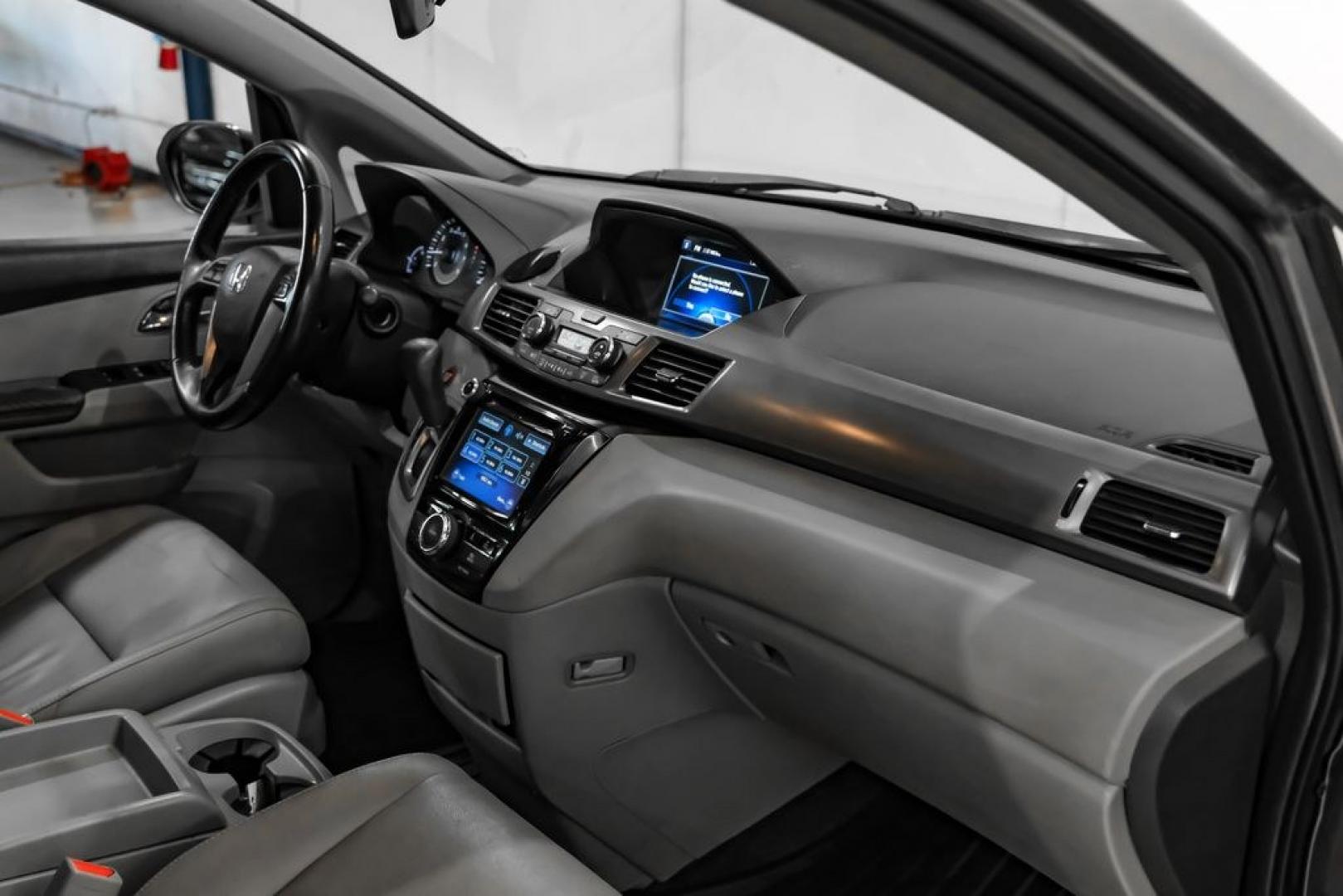 2014 Modern Steel Metallic /Beige Honda Odyssey EX-L (5FNRL5H69EB) with an 3.5L V6 SOHC i-VTEC 24V engine, Automatic transmission, located at 15300 Midway Rd., Addison, TX, 75001, (972) 702-0011, 32.958321, -96.838074- Photo#18