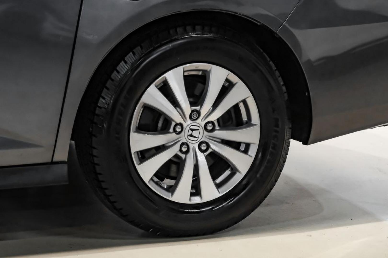 2014 Modern Steel Metallic /Beige Honda Odyssey EX-L (5FNRL5H69EB) with an 3.5L V6 SOHC i-VTEC 24V engine, Automatic transmission, located at 15300 Midway Rd., Addison, TX, 75001, (972) 702-0011, 32.958321, -96.838074- Photo#56