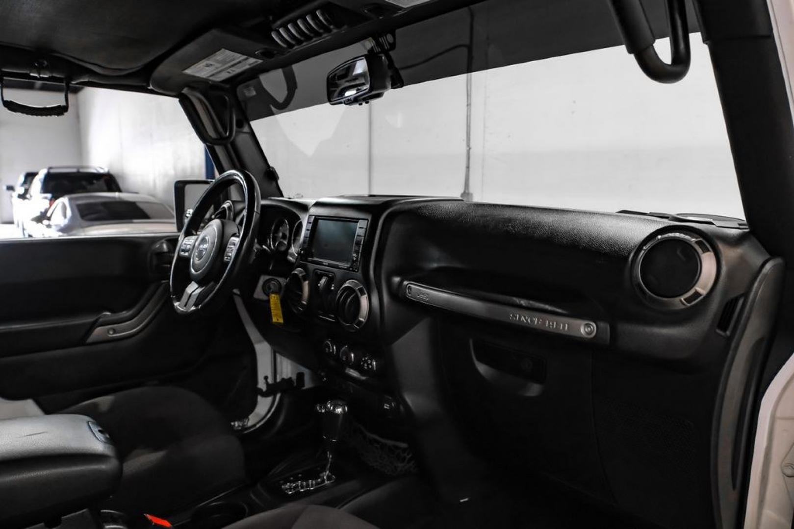 2015 Bright White Clearcoat /Black Jeep Wrangler Sport (1C4AJWAG4FL) with an 3.6L V6 24V VVT engine, Automatic transmission, located at 15300 Midway Rd., Addison, TX, 75001, (972) 702-0011, 32.958321, -96.838074- Photo#6