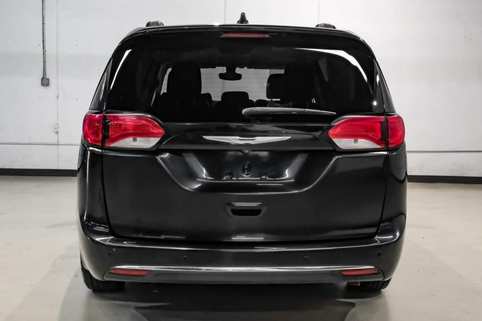 2017 Brilliant Black Crystal Pearlcoat /Black/Alloy Chrysler Pacifica Touring L (2C4RC1BG4HR) with an 3.6L V6 24V VVT engine, Automatic transmission, located at 15300 Midway Rd., Addison, TX, 75001, (972) 702-0011, 32.958321, -96.838074- Photo#9