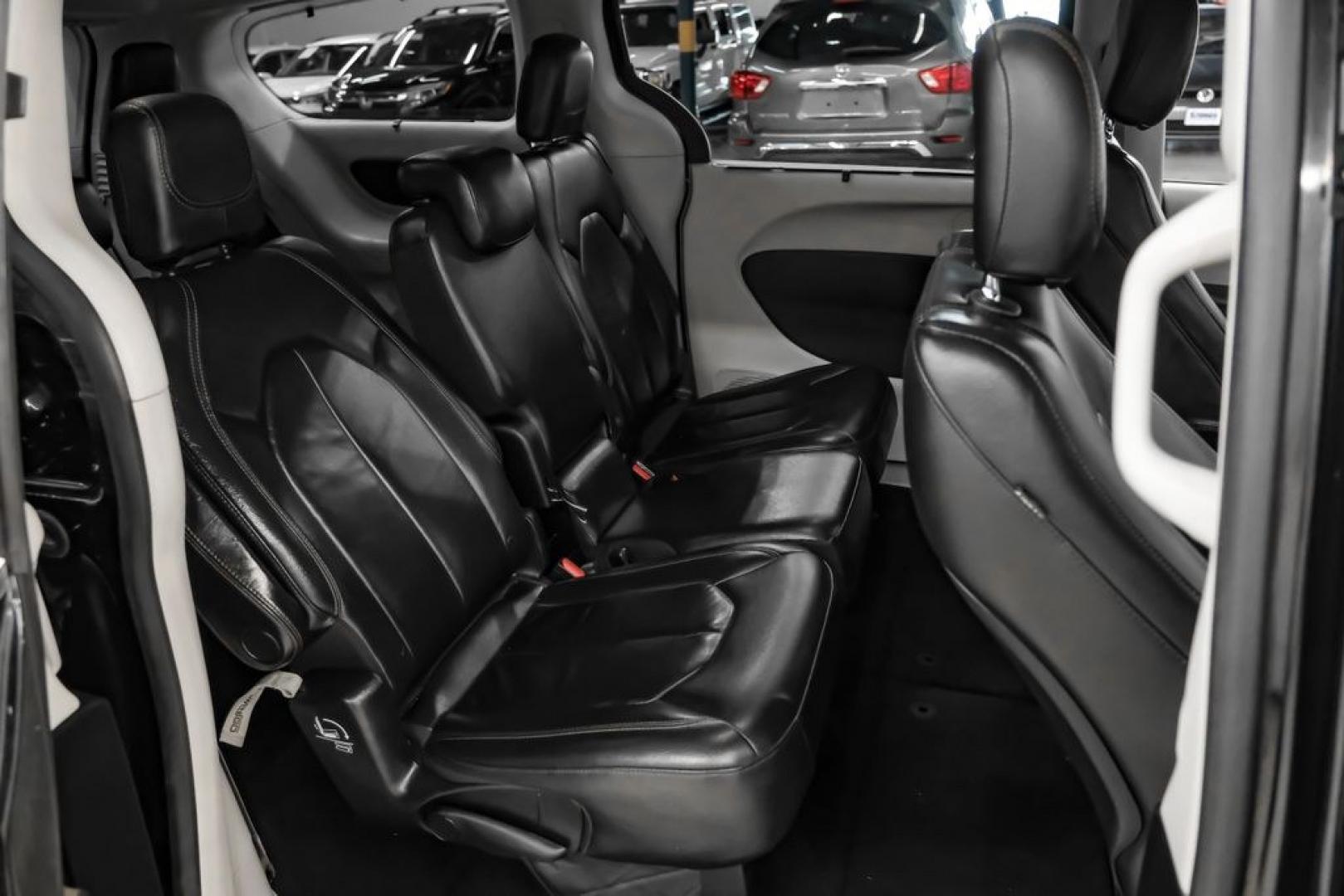 2017 Brilliant Black Crystal Pearlcoat /Black/Alloy Chrysler Pacifica Touring L (2C4RC1BG4HR) with an 3.6L V6 24V VVT engine, Automatic transmission, located at 15300 Midway Rd., Addison, TX, 75001, (972) 702-0011, 32.958321, -96.838074- Photo#32