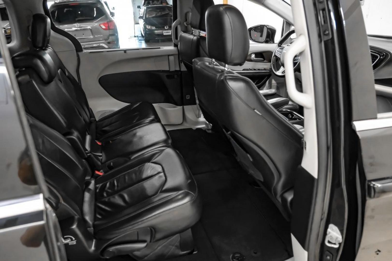 2017 Brilliant Black Crystal Pearlcoat /Black/Alloy Chrysler Pacifica Touring L (2C4RC1BG4HR) with an 3.6L V6 24V VVT engine, Automatic transmission, located at 15300 Midway Rd., Addison, TX, 75001, (972) 702-0011, 32.958321, -96.838074- Photo#34