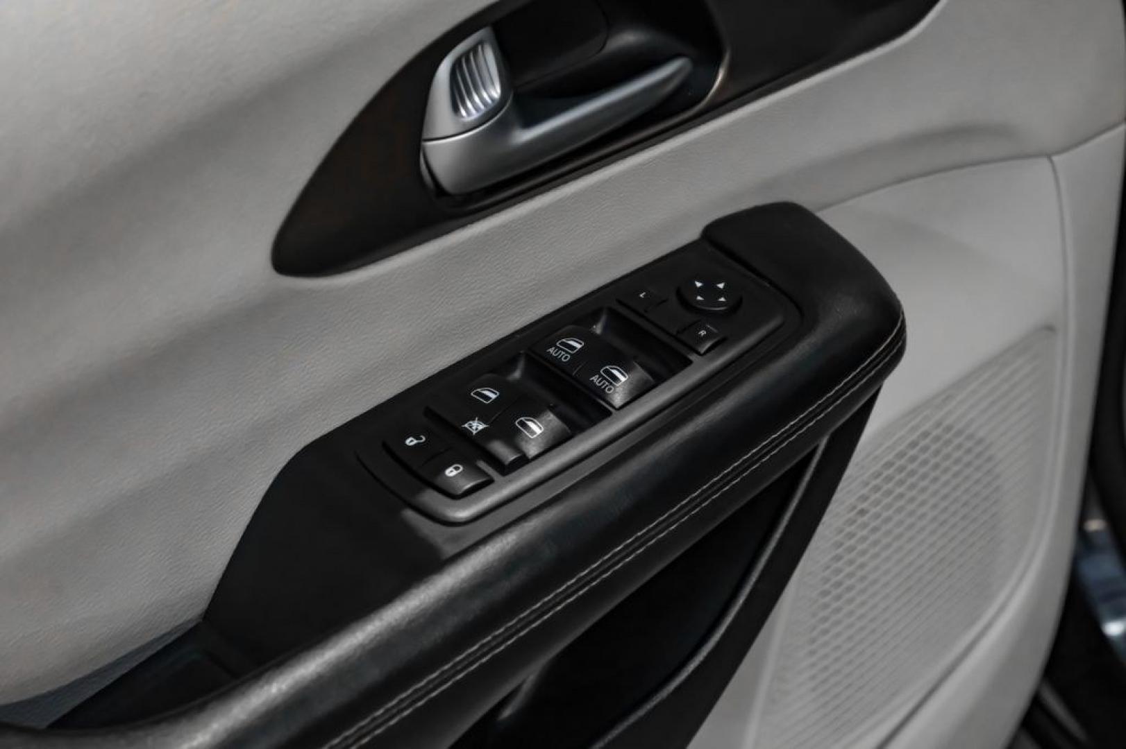 2017 Brilliant Black Crystal Pearlcoat /Black/Alloy Chrysler Pacifica Touring L (2C4RC1BG4HR) with an 3.6L V6 24V VVT engine, Automatic transmission, located at 15300 Midway Rd., Addison, TX, 75001, (972) 702-0011, 32.958321, -96.838074- Photo#41