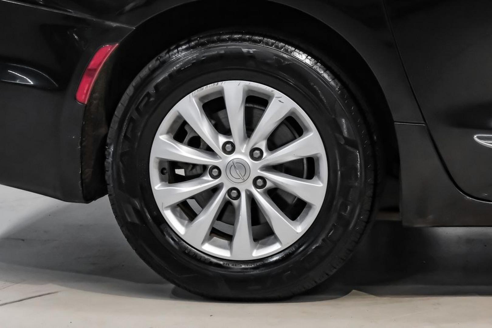 2017 Brilliant Black Crystal Pearlcoat /Black/Alloy Chrysler Pacifica Touring L (2C4RC1BG4HR) with an 3.6L V6 24V VVT engine, Automatic transmission, located at 15300 Midway Rd., Addison, TX, 75001, (972) 702-0011, 32.958321, -96.838074- Photo#49