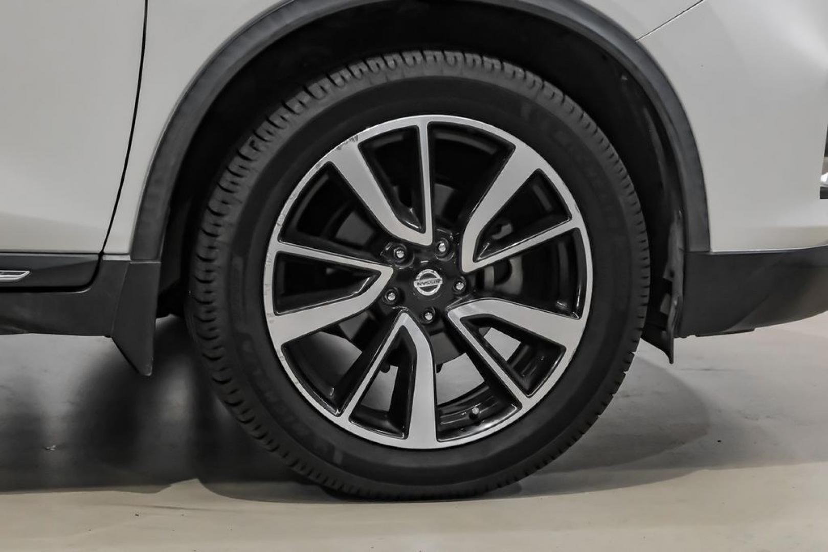2018 Pearl White /Almond Nissan Rogue SL (JN8AT2MV3JW) with an 2.5L I4 DOHC 16V engine, CVT transmission, located at 15300 Midway Rd., Addison, TX, 75001, (972) 702-0011, 32.958321, -96.838074- Photo#53