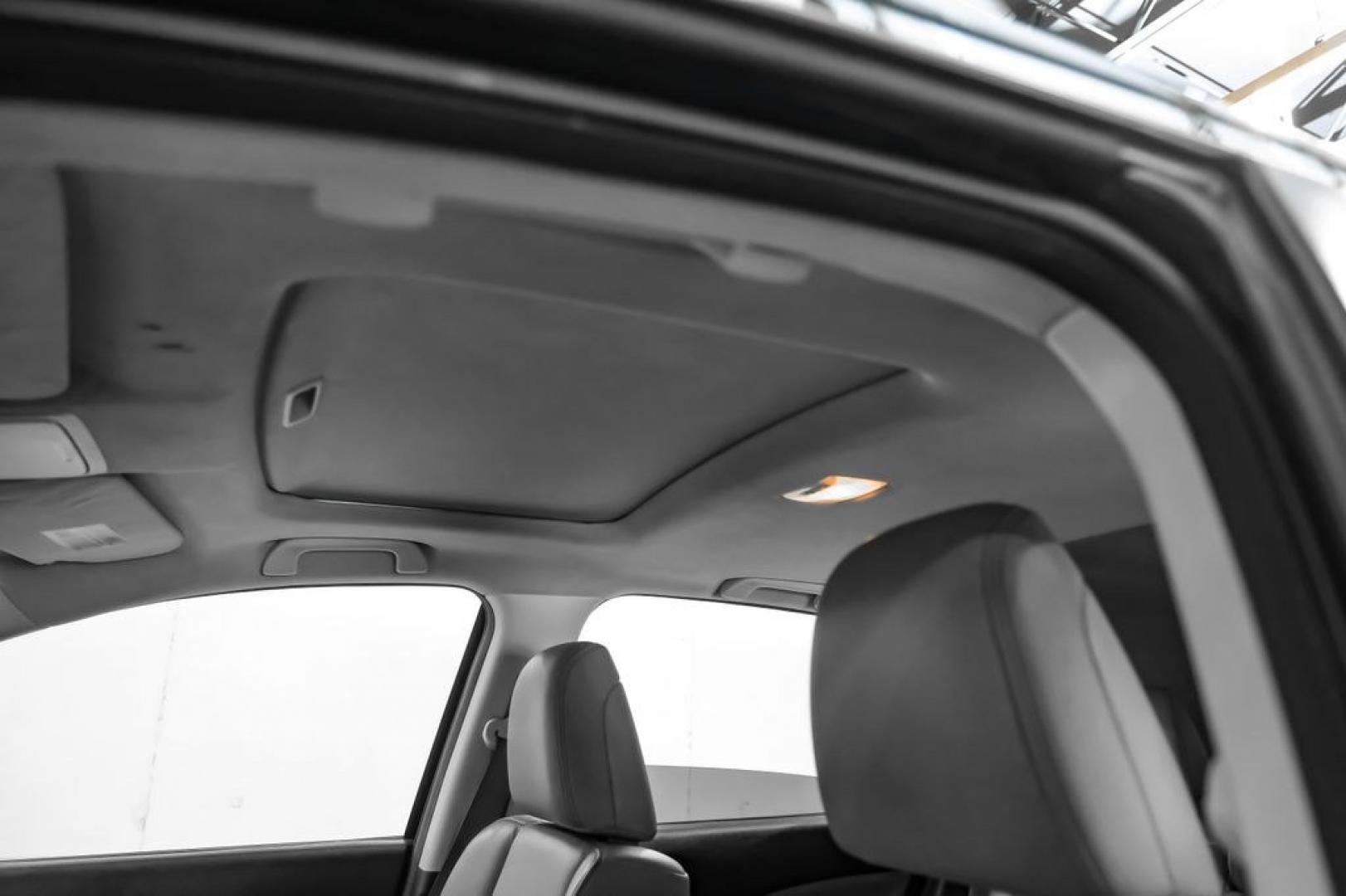 2015 Obsidian Blue Pearl /Gray Honda CR-V EX-L (2HKRM3H71FH) with an 2.4L I4 DOHC 16V i-VTEC engine, CVT transmission, located at 15300 Midway Rd., Addison, TX, 75001, (972) 702-0011, 32.958321, -96.838074- Photo#3