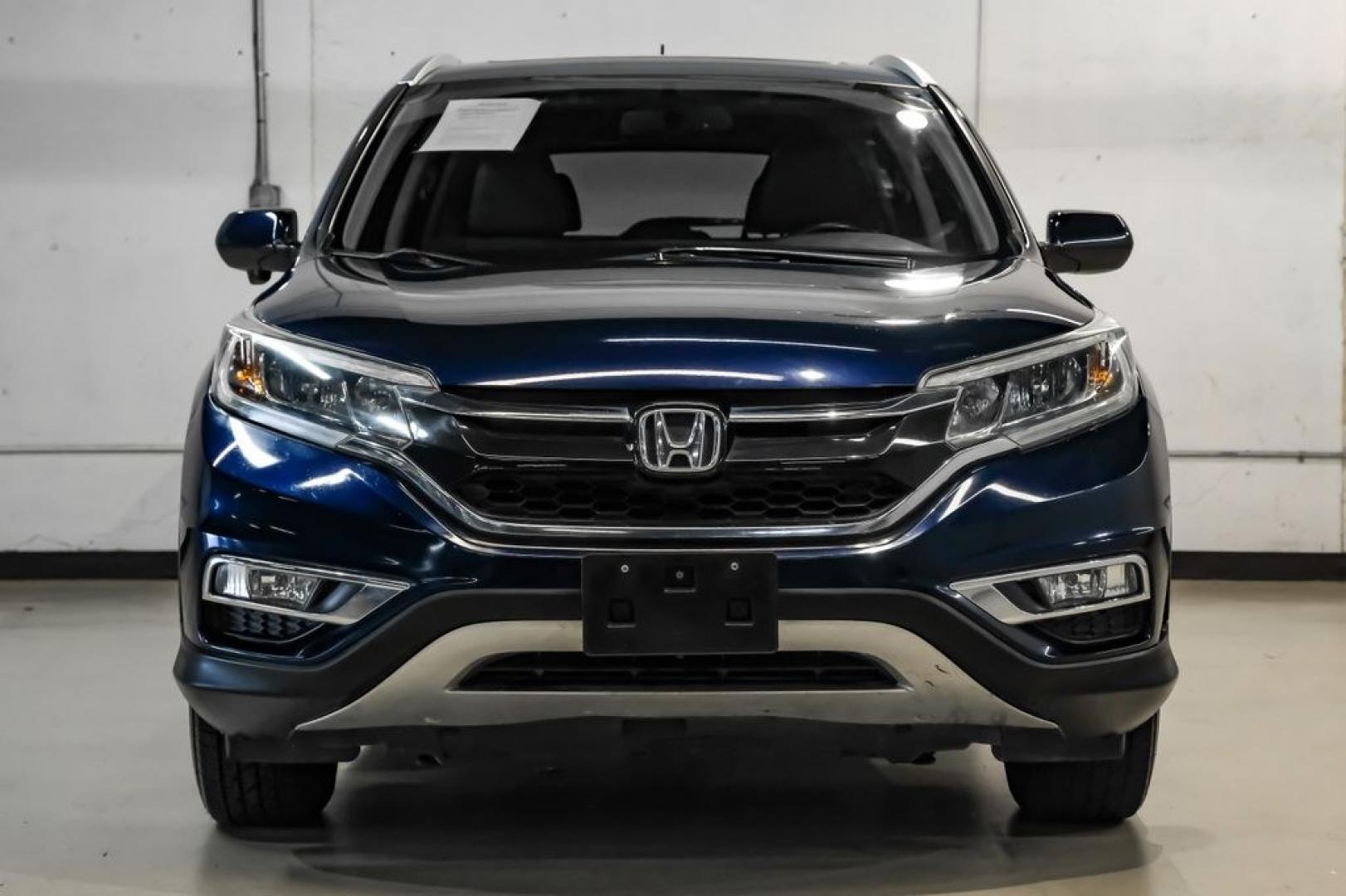 2015 Obsidian Blue Pearl /Gray Honda CR-V EX-L (2HKRM3H71FH) with an 2.4L I4 DOHC 16V i-VTEC engine, CVT transmission, located at 15300 Midway Rd., Addison, TX, 75001, (972) 702-0011, 32.958321, -96.838074- Photo#6
