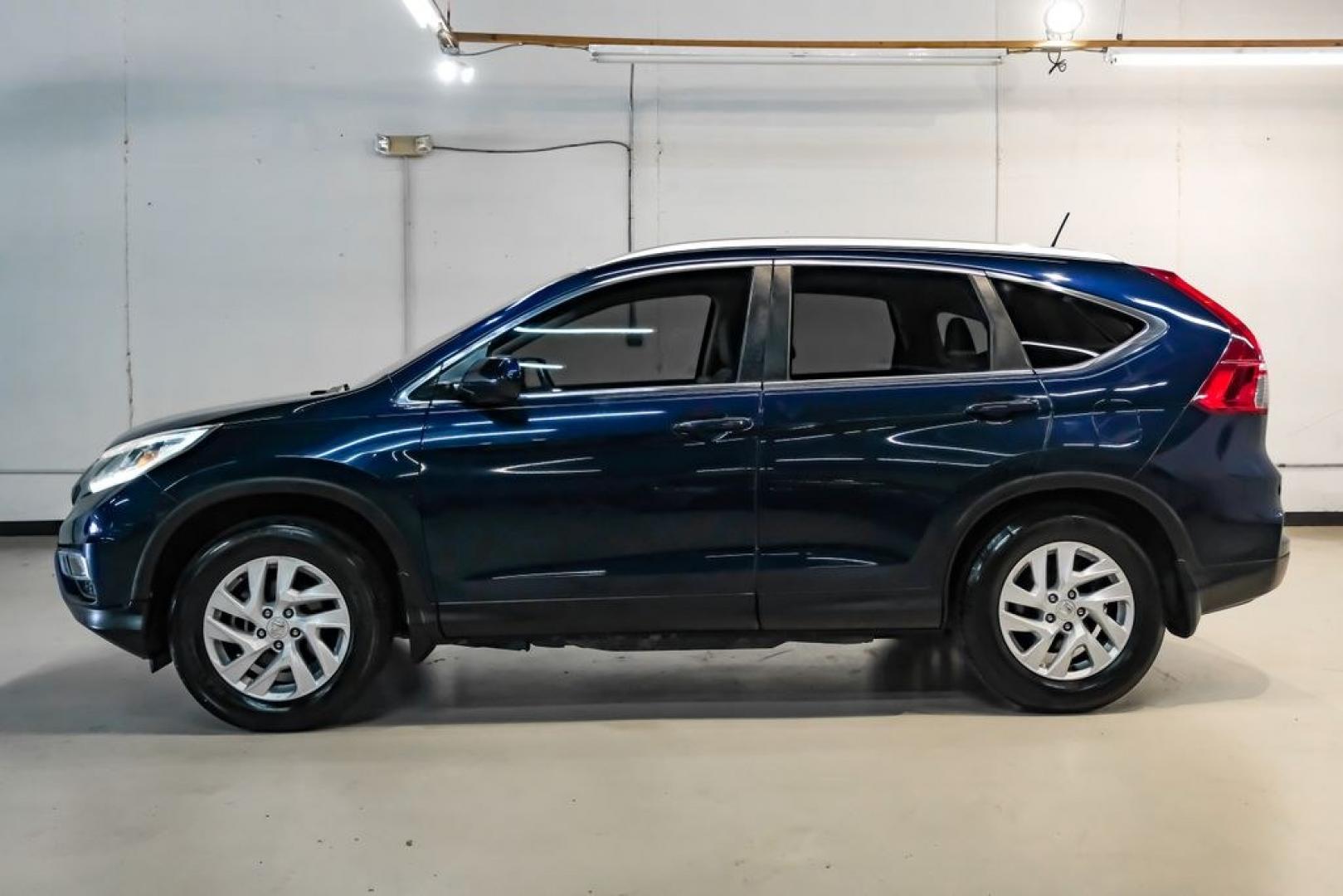 2015 Obsidian Blue Pearl /Gray Honda CR-V EX-L (2HKRM3H71FH) with an 2.4L I4 DOHC 16V i-VTEC engine, CVT transmission, located at 15300 Midway Rd., Addison, TX, 75001, (972) 702-0011, 32.958321, -96.838074- Photo#14