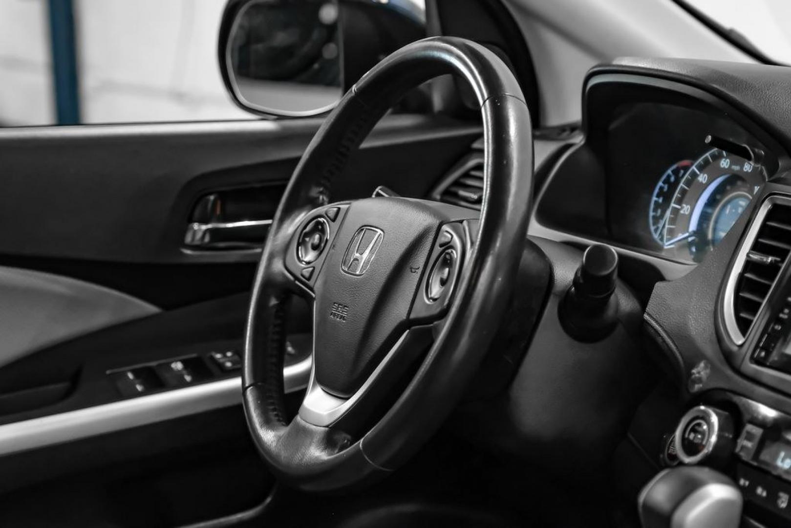 2015 Obsidian Blue Pearl /Gray Honda CR-V EX-L (2HKRM3H71FH) with an 2.4L I4 DOHC 16V i-VTEC engine, CVT transmission, located at 15300 Midway Rd., Addison, TX, 75001, (972) 702-0011, 32.958321, -96.838074- Photo#19