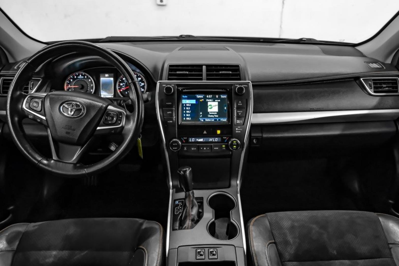 2015 Predawn Gray Mica /Black Toyota Camry XSE (4T1BF1FK9FU) with an 2.5L I4 SMPI DOHC engine, Automatic transmission, located at 15300 Midway Rd., Addison, TX, 75001, (972) 702-0011, 32.958321, -96.838074- Photo#18