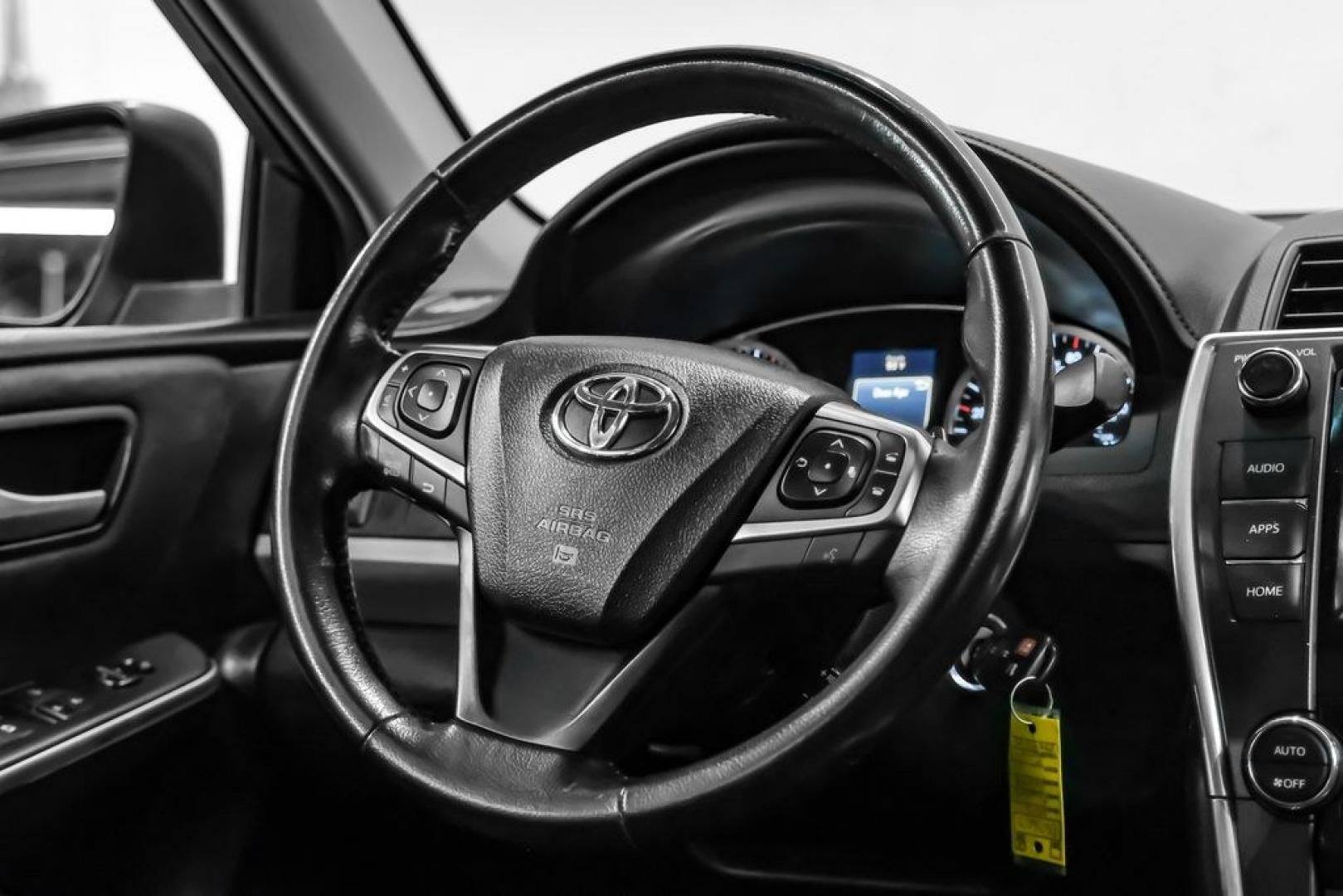 2015 Predawn Gray Mica /Black Toyota Camry XSE (4T1BF1FK9FU) with an 2.5L I4 SMPI DOHC engine, Automatic transmission, located at 15300 Midway Rd., Addison, TX, 75001, (972) 702-0011, 32.958321, -96.838074- Photo#21