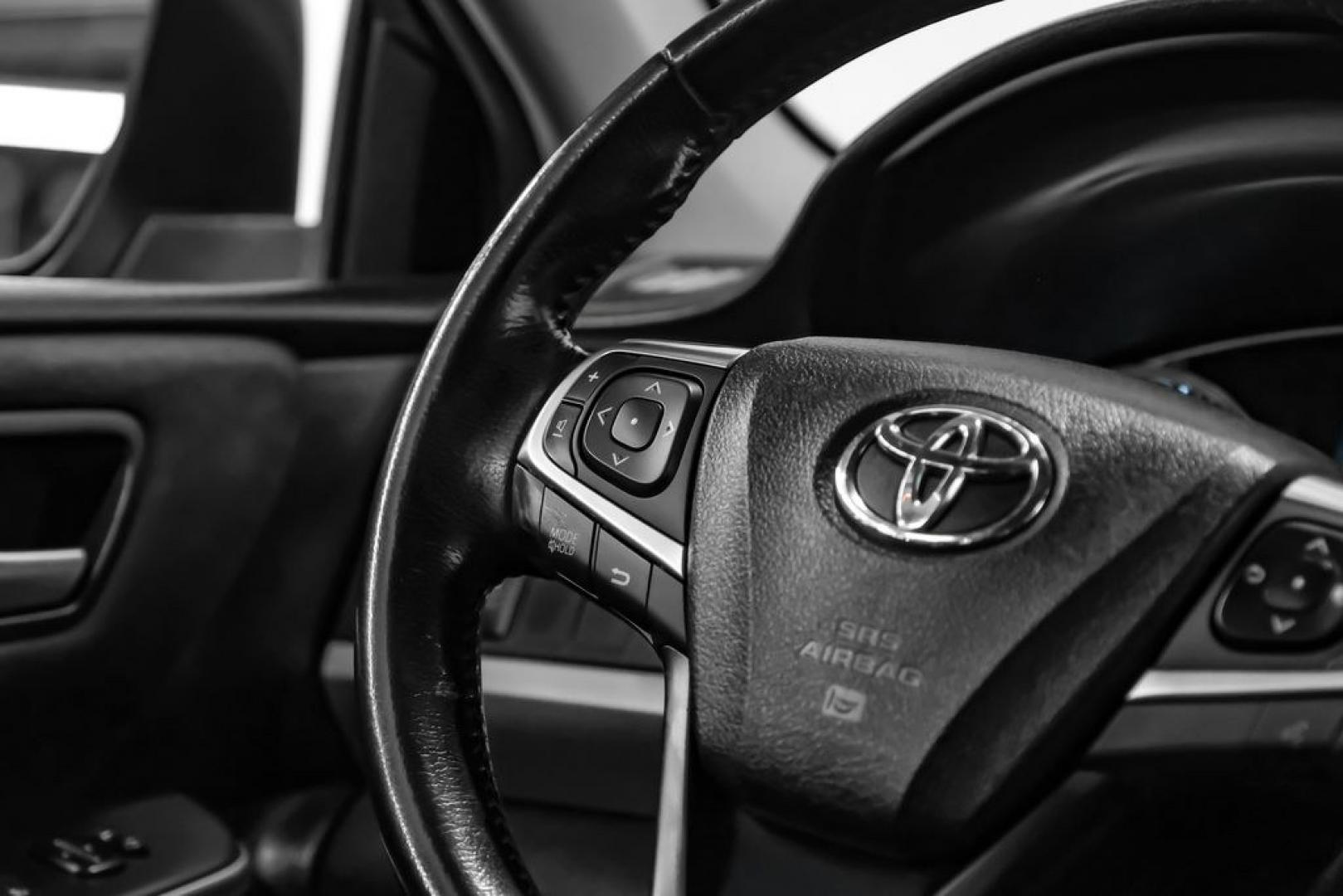 2015 Predawn Gray Mica /Black Toyota Camry XSE (4T1BF1FK9FU) with an 2.5L I4 SMPI DOHC engine, Automatic transmission, located at 15300 Midway Rd., Addison, TX, 75001, (972) 702-0011, 32.958321, -96.838074- Photo#22