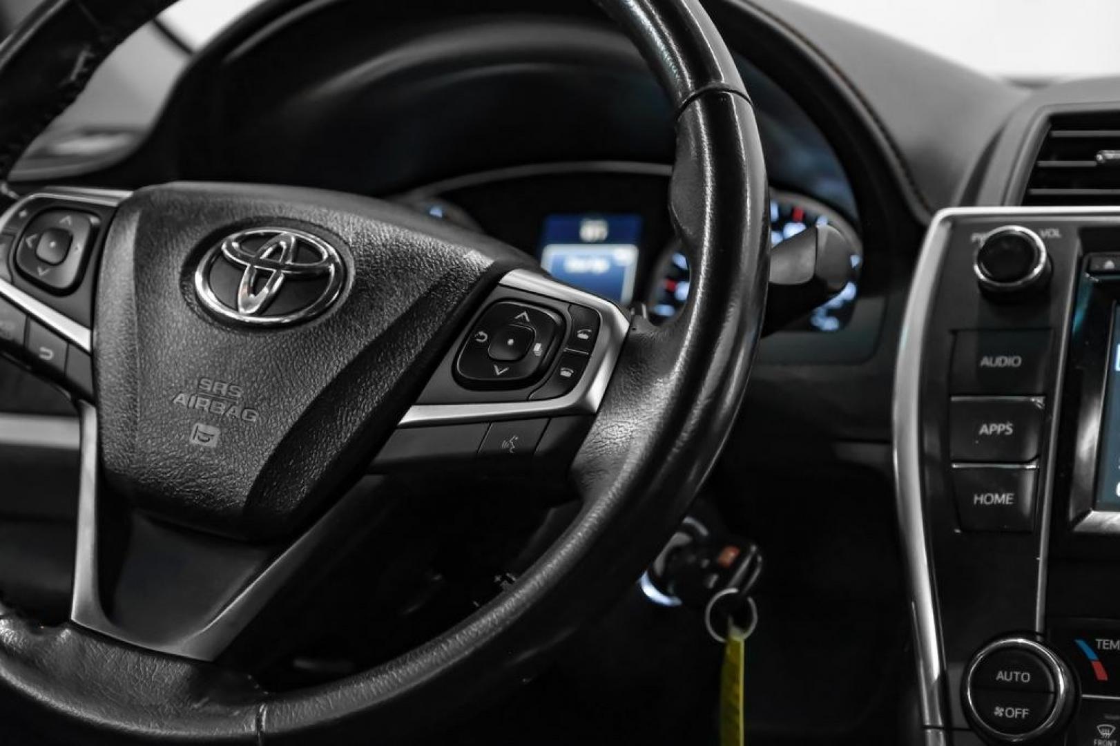 2015 Predawn Gray Mica /Black Toyota Camry XSE (4T1BF1FK9FU) with an 2.5L I4 SMPI DOHC engine, Automatic transmission, located at 15300 Midway Rd., Addison, TX, 75001, (972) 702-0011, 32.958321, -96.838074- Photo#23