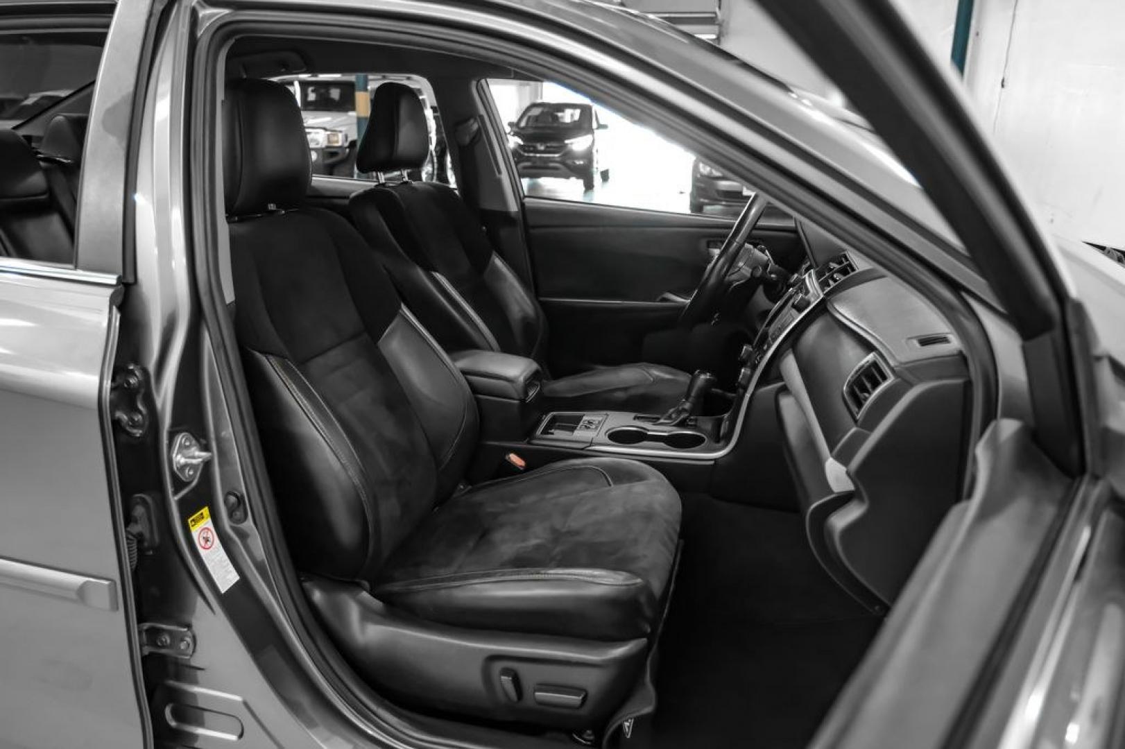 2015 Predawn Gray Mica /Black Toyota Camry XSE (4T1BF1FK9FU) with an 2.5L I4 SMPI DOHC engine, Automatic transmission, located at 15300 Midway Rd., Addison, TX, 75001, (972) 702-0011, 32.958321, -96.838074- Photo#35