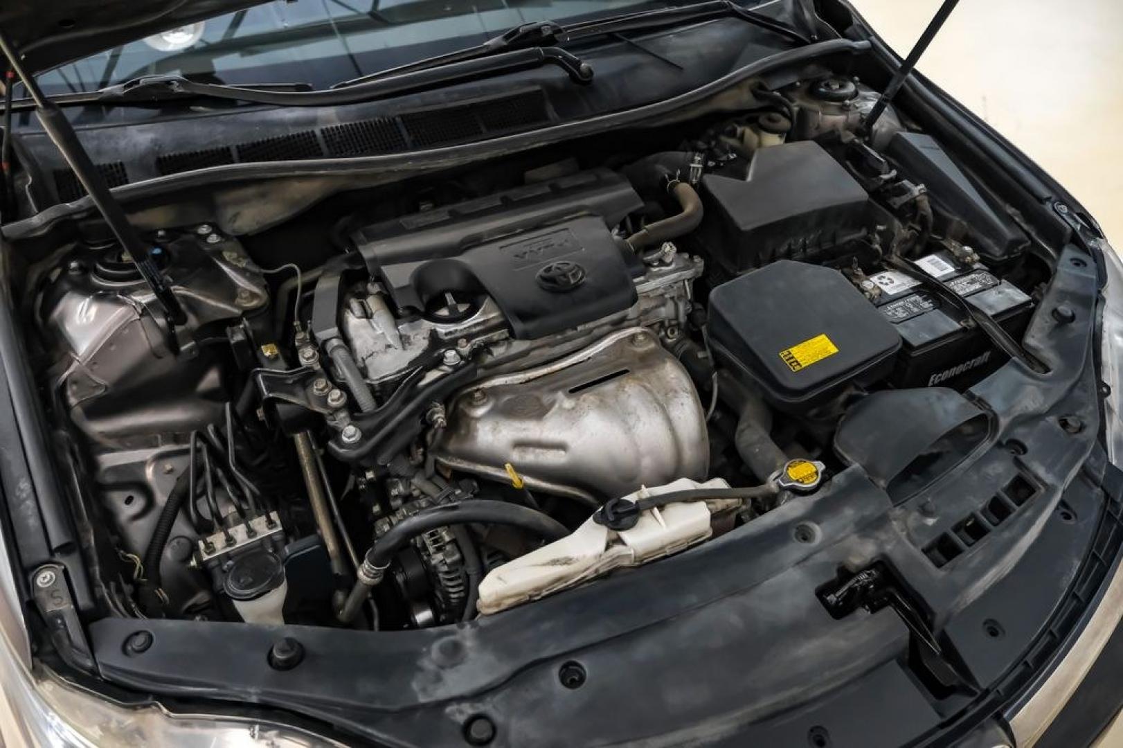 2015 Predawn Gray Mica /Black Toyota Camry XSE (4T1BF1FK9FU) with an 2.5L I4 SMPI DOHC engine, Automatic transmission, located at 15300 Midway Rd., Addison, TX, 75001, (972) 702-0011, 32.958321, -96.838074- Photo#51