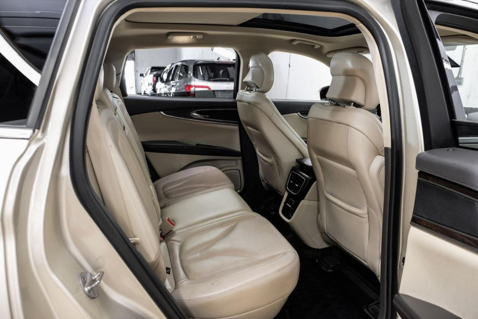2017 White Gold Metallic /Cappuccino Lincoln MKX Reserve (2LMPJ6LR8HB) with an 3.7L V6 Ti-VCT 24V engine, Automatic transmission, located at 15300 Midway Rd., Addison, TX, 75001, (972) 702-0011, 32.958321, -96.838074- Photo#34