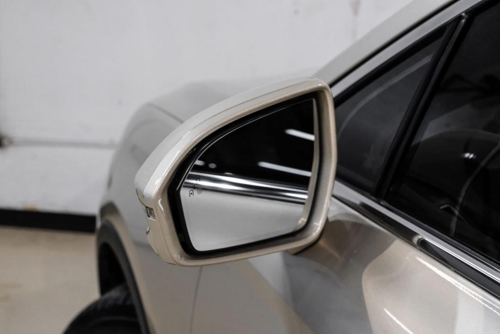 2017 White Gold Metallic /Cappuccino Lincoln MKX Reserve (2LMPJ6LR8HB) with an 3.7L V6 Ti-VCT 24V engine, Automatic transmission, located at 15300 Midway Rd., Addison, TX, 75001, (972) 702-0011, 32.958321, -96.838074- Photo#38