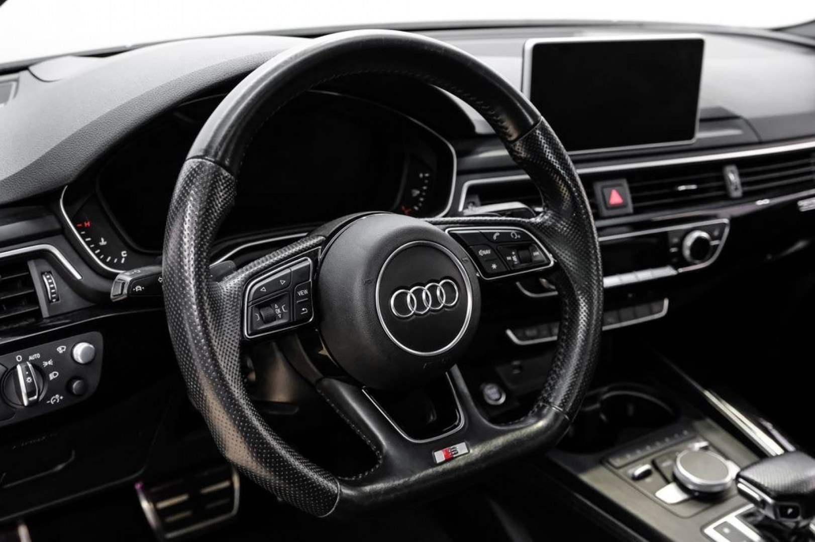 2019 Silver Metallic /Black Audi A5 Sportback Prestige (WAUFNCF55KA) with an 2.0L 4-Cylinder TFSI engine, Automatic transmission, located at 15300 Midway Rd., Addison, TX, 75001, (972) 702-0011, 32.958321, -96.838074- Photo#14