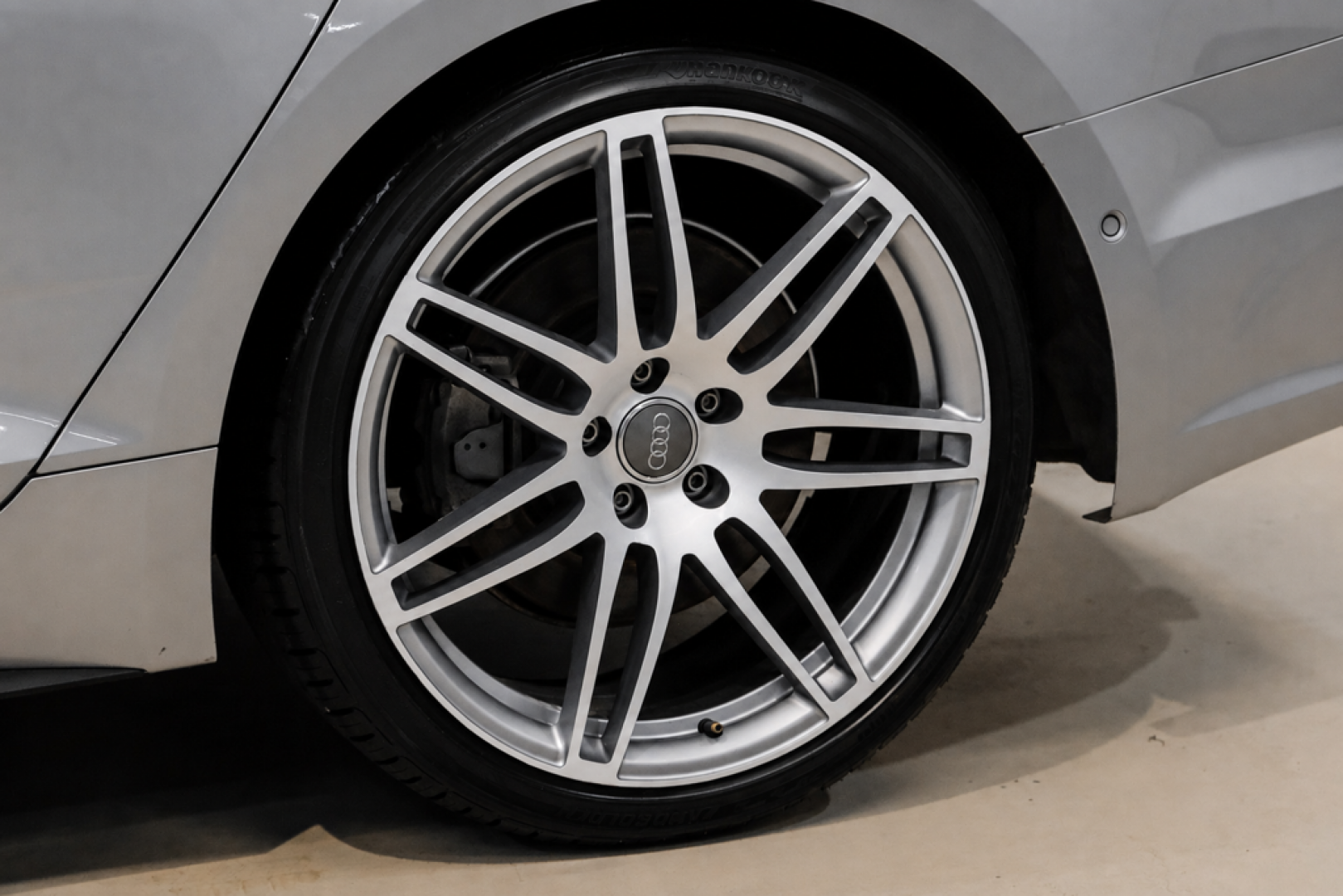 2019 Silver Metallic /Black Audi A5 Sportback Prestige (WAUFNCF55KA) with an 2.0L 4-Cylinder TFSI engine, Automatic transmission, located at 15300 Midway Rd., Addison, TX, 75001, (972) 702-0011, 32.958321, -96.838074- Photo#49