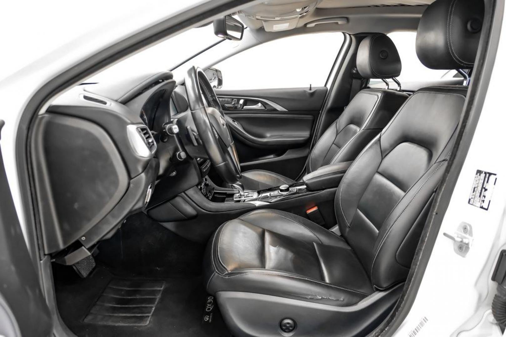 2017 Majestic /Graphite INFINITI QX30 Premium (SJKCH5CR3HA) with an 2.0L I4 Turbocharged engine, Automatic transmission, located at 15300 Midway Rd., Addison, TX, 75001, (972) 702-0011, 32.958321, -96.838074- Photo#2