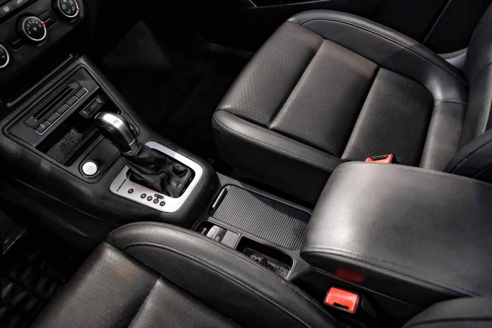 2017 Reflex Silver Metallic /Charcoal Black Volkswagen Tiguan 2.0T Wolfsburg Edition (WVGSV7AX8HK) with an 2.0L TSI DOHC engine, Automatic transmission, located at 15300 Midway Rd., Addison, TX, 75001, (972) 702-0011, 32.958321, -96.838074- Photo#22