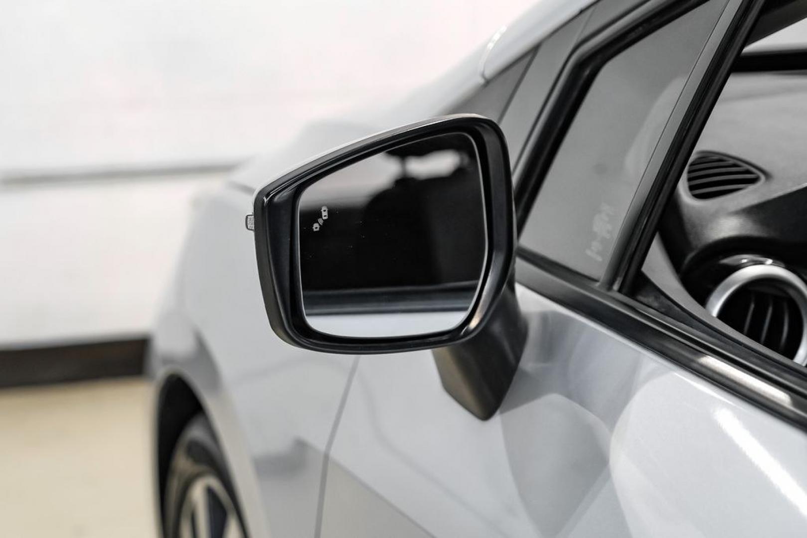 2020 Brilliant Silver Metallic /Sport Interior Nissan Versa 1.6 SR (3N1CN8FV2LL) with an 1.6L 4-Cylinder DOHC 16V engine, CVT transmission, located at 15300 Midway Rd., Addison, TX, 75001, (972) 702-0011, 32.958321, -96.838074- Photo#34