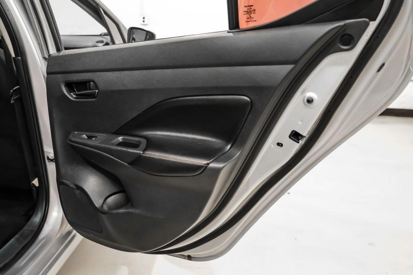 2020 Brilliant Silver Metallic /Sport Interior Nissan Versa 1.6 SR (3N1CN8FV2LL) with an 1.6L 4-Cylinder DOHC 16V engine, CVT transmission, located at 15300 Midway Rd., Addison, TX, 75001, (972) 702-0011, 32.958321, -96.838074- Photo#40