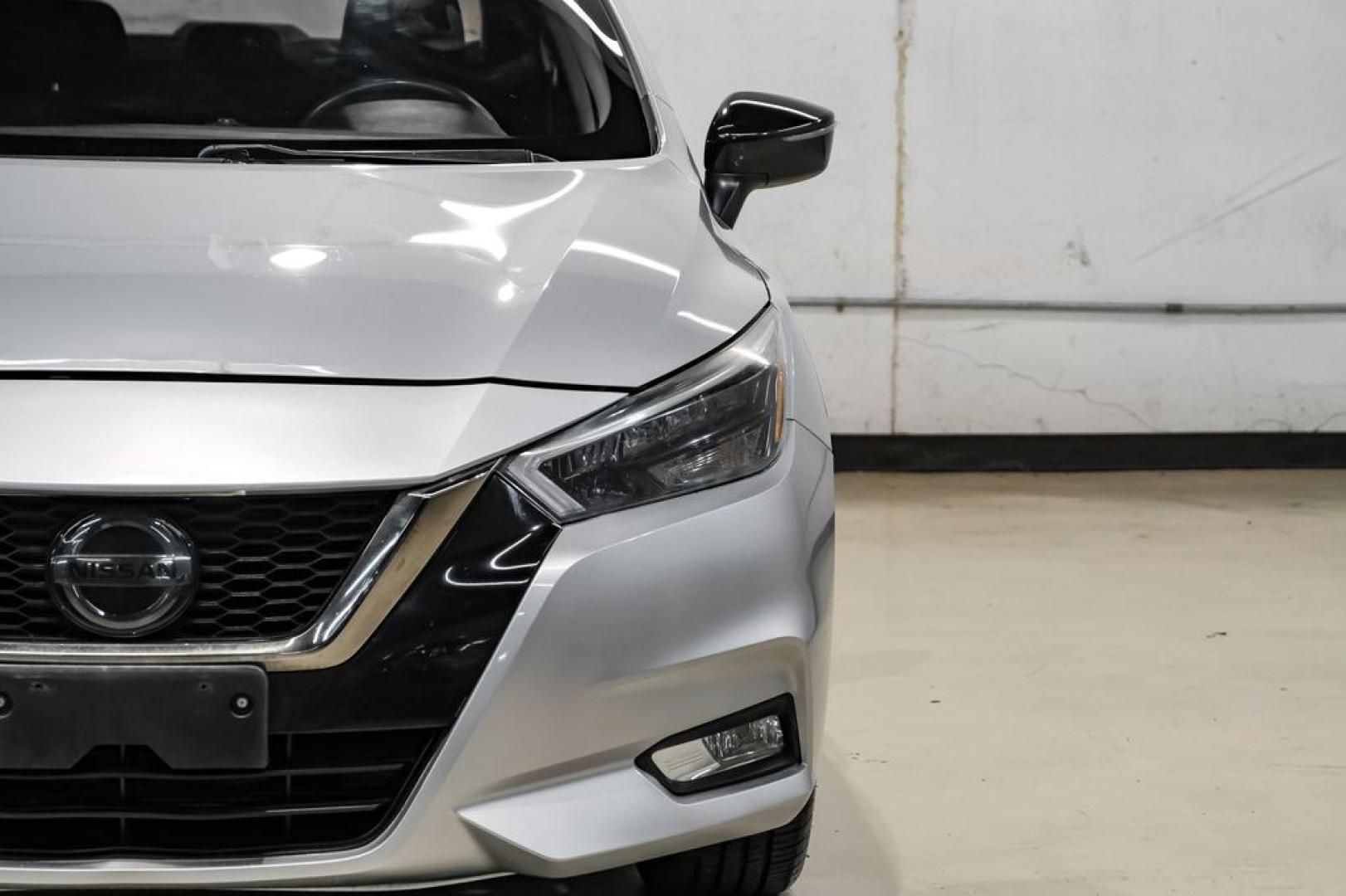 2020 Brilliant Silver Metallic /Sport Interior Nissan Versa 1.6 SR (3N1CN8FV2LL) with an 1.6L 4-Cylinder DOHC 16V engine, CVT transmission, located at 15300 Midway Rd., Addison, TX, 75001, (972) 702-0011, 32.958321, -96.838074- Photo#41