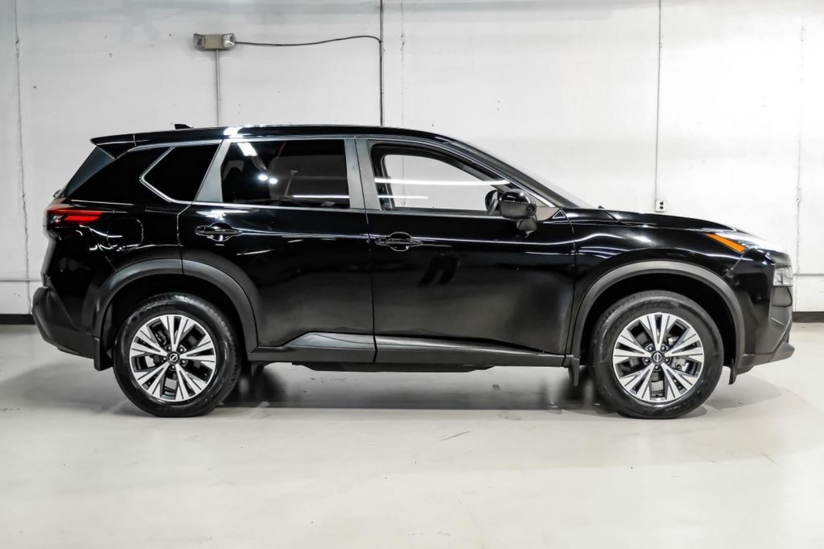 2023 Super Black /Charcoal Nissan Rogue SV (JN8BT3BB7PW) with an 1.5L I3 Turbocharged DOHC 12V LEV3-ULEV50 201hp engine, CVT transmission, located at 15300 Midway Rd., Addison, TX, 75001, (972) 702-0011, 32.958321, -96.838074- Photo#6