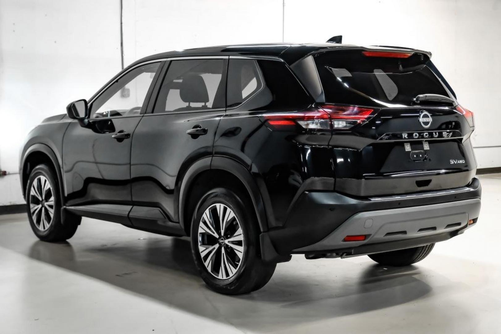 2023 Super Black /Charcoal Nissan Rogue SV (JN8BT3BB7PW) with an 1.5L I3 Turbocharged DOHC 12V LEV3-ULEV50 201hp engine, CVT transmission, located at 15300 Midway Rd., Addison, TX, 75001, (972) 702-0011, 32.958321, -96.838074- Photo#9