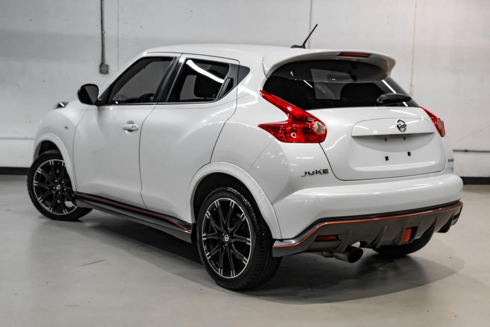 2013 Pearl White /Nismo Nissan Juke NISMO (JN8AF5MRXDT) with an 1.6L I4 DOHC 16V engine, Manual transmission, located at 15300 Midway Rd., Addison, TX, 75001, (972) 702-0011, 32.958321, -96.838074- Photo#9