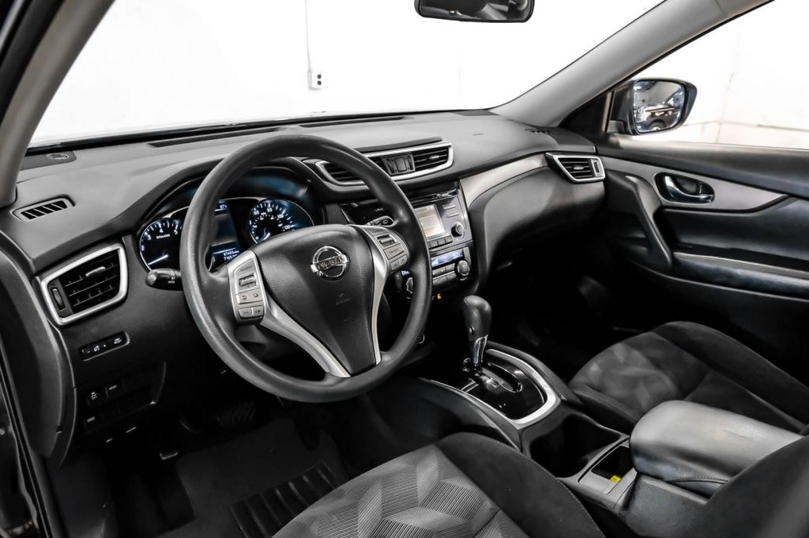2015 Super Black /Charcoal Nissan Rogue SV (5N1AT2ML0FC) with an 2.5L I4 DOHC 16V engine, CVT transmission, located at 15300 Midway Rd., Addison, TX, 75001, (972) 702-0011, 32.958321, -96.838074- Photo#2