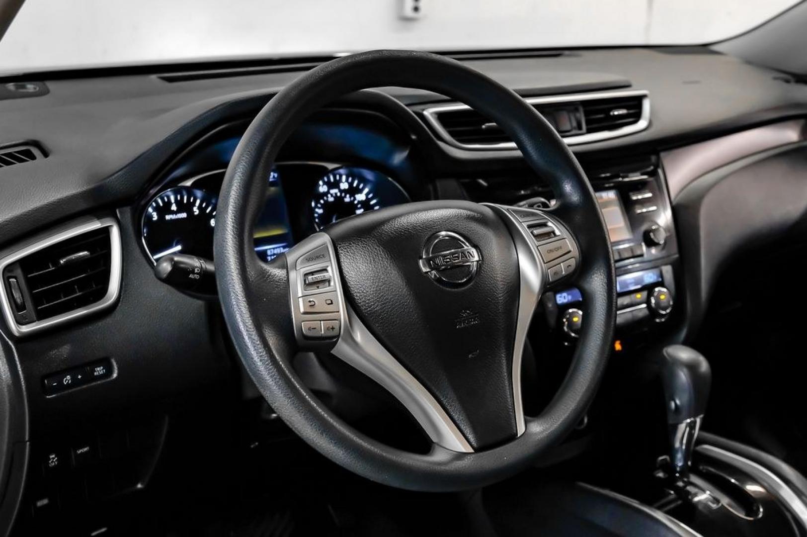 2015 Super Black /Charcoal Nissan Rogue SV (5N1AT2ML0FC) with an 2.5L I4 DOHC 16V engine, CVT transmission, located at 15300 Midway Rd., Addison, TX, 75001, (972) 702-0011, 32.958321, -96.838074- Photo#22