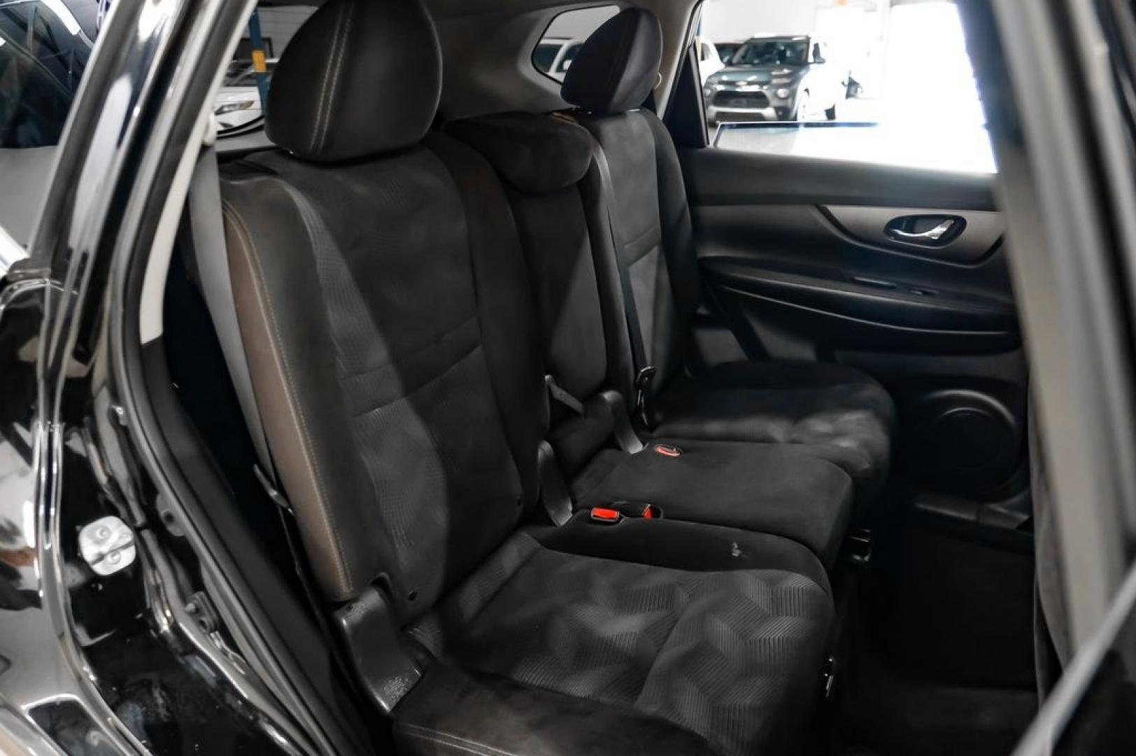 2015 Super Black /Charcoal Nissan Rogue SV (5N1AT2ML0FC) with an 2.5L I4 DOHC 16V engine, CVT transmission, located at 15300 Midway Rd., Addison, TX, 75001, (972) 702-0011, 32.958321, -96.838074- Photo#42