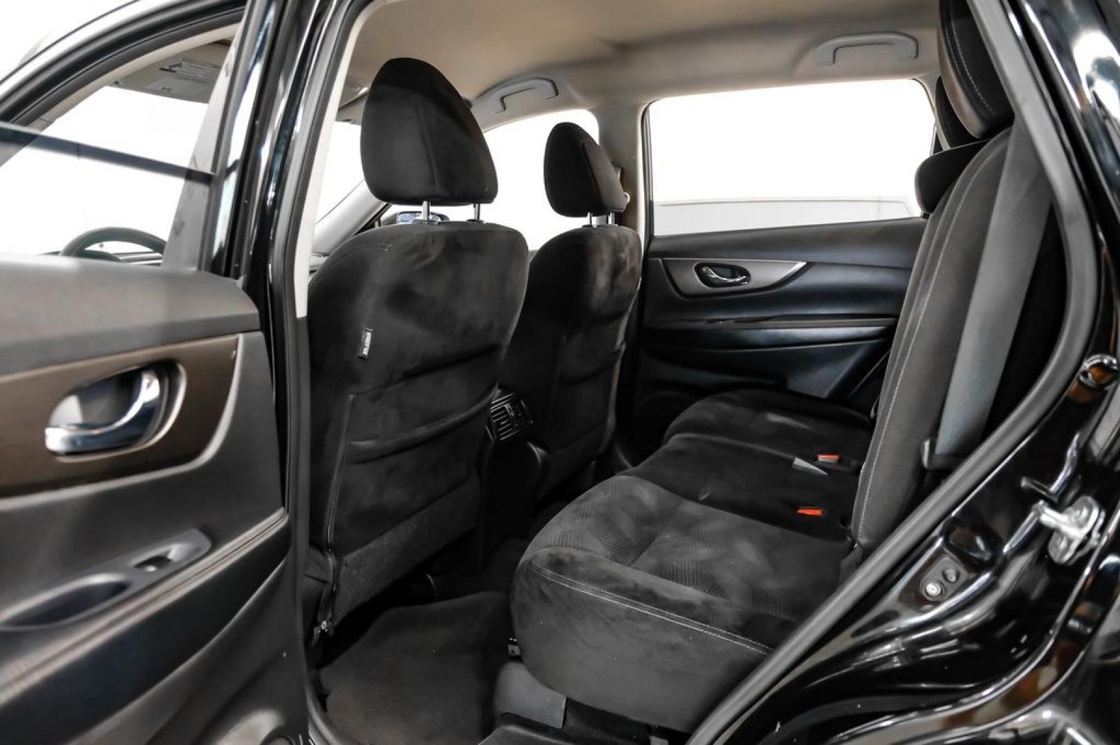 2015 Super Black /Charcoal Nissan Rogue SV (5N1AT2ML0FC) with an 2.5L I4 DOHC 16V engine, CVT transmission, located at 15300 Midway Rd., Addison, TX, 75001, (972) 702-0011, 32.958321, -96.838074- Photo#45