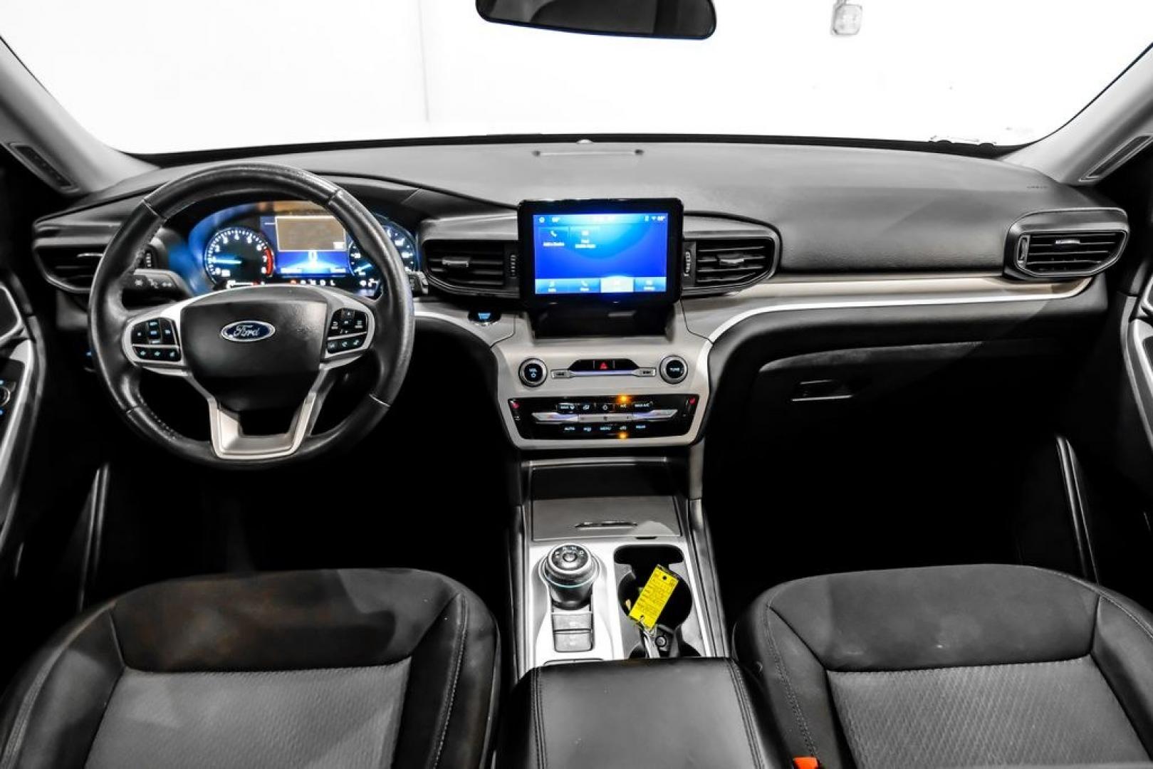 2023 White Metallic /Ebony Ford Explorer XLT (1FMSK7DHXPG) with an 2.3L EcoBoost I-4 engine, Automatic transmission, located at 15300 Midway Rd., Addison, TX, 75001, (972) 702-0011, 32.958321, -96.838074- Photo#14