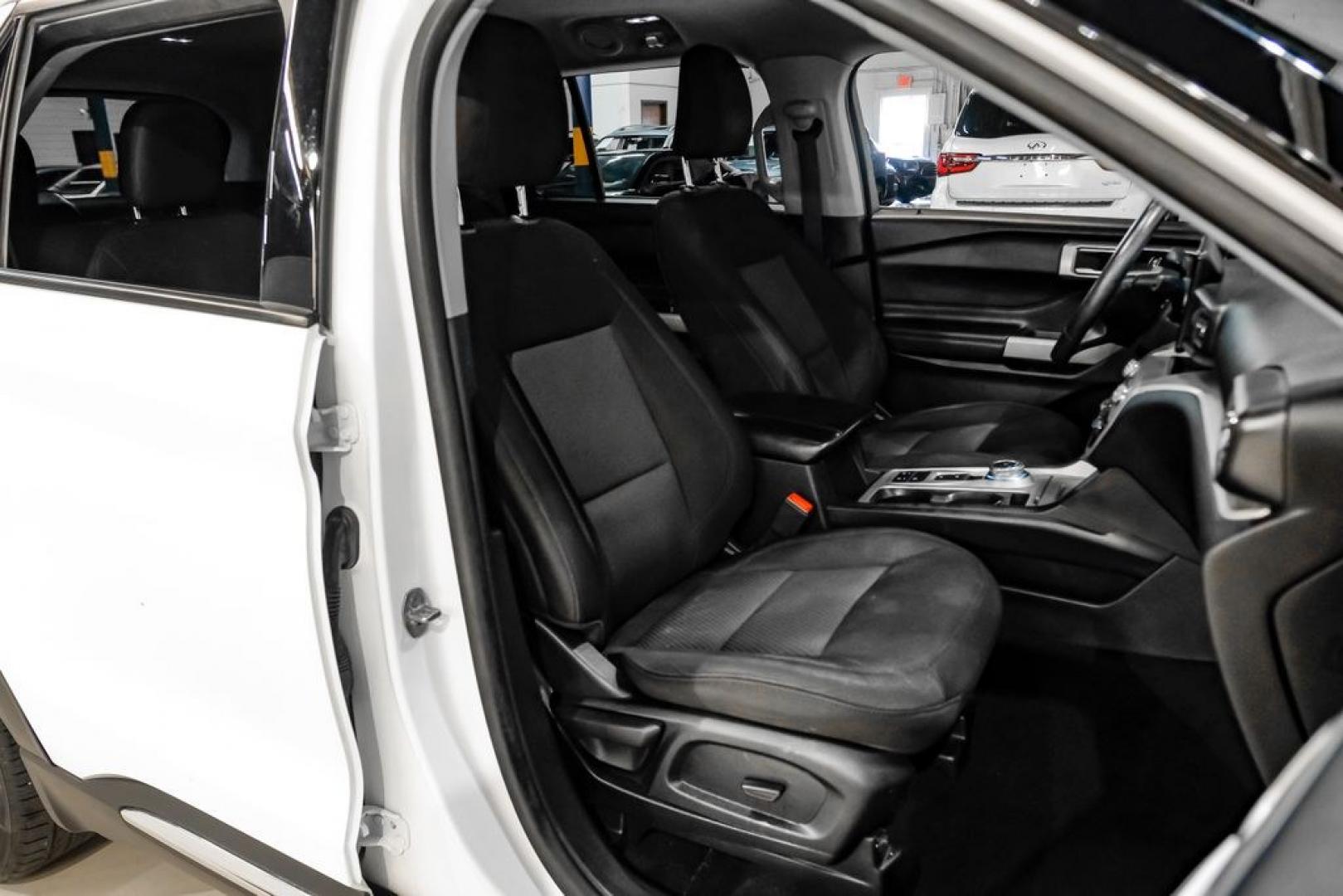 2023 White Metallic /Ebony Ford Explorer XLT (1FMSK7DHXPG) with an 2.3L EcoBoost I-4 engine, Automatic transmission, located at 15300 Midway Rd., Addison, TX, 75001, (972) 702-0011, 32.958321, -96.838074- Photo#31