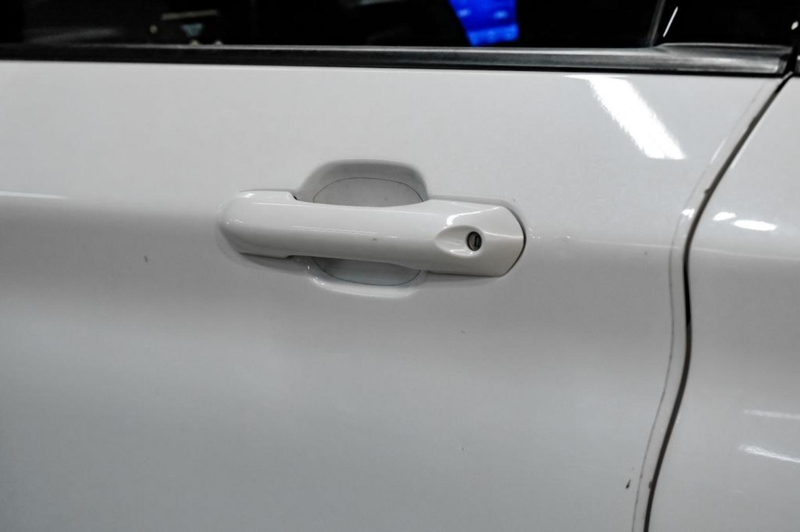 2023 White Metallic /Ebony Ford Explorer XLT (1FMSK7DHXPG) with an 2.3L EcoBoost I-4 engine, Automatic transmission, located at 15300 Midway Rd., Addison, TX, 75001, (972) 702-0011, 32.958321, -96.838074- Photo#40