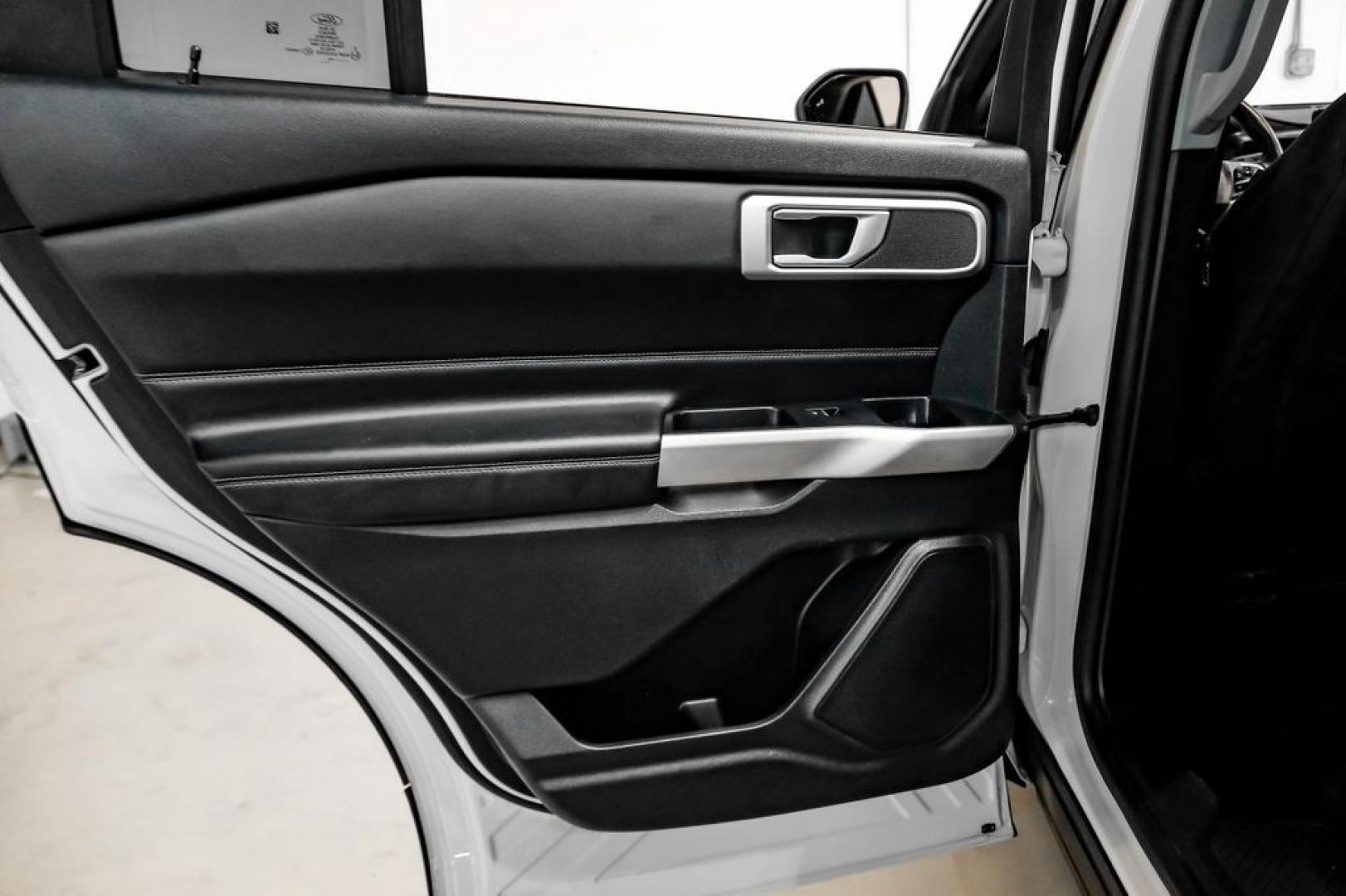 2023 White Metallic /Ebony Ford Explorer XLT (1FMSK7DHXPG) with an 2.3L EcoBoost I-4 engine, Automatic transmission, located at 15300 Midway Rd., Addison, TX, 75001, (972) 702-0011, 32.958321, -96.838074- Photo#44