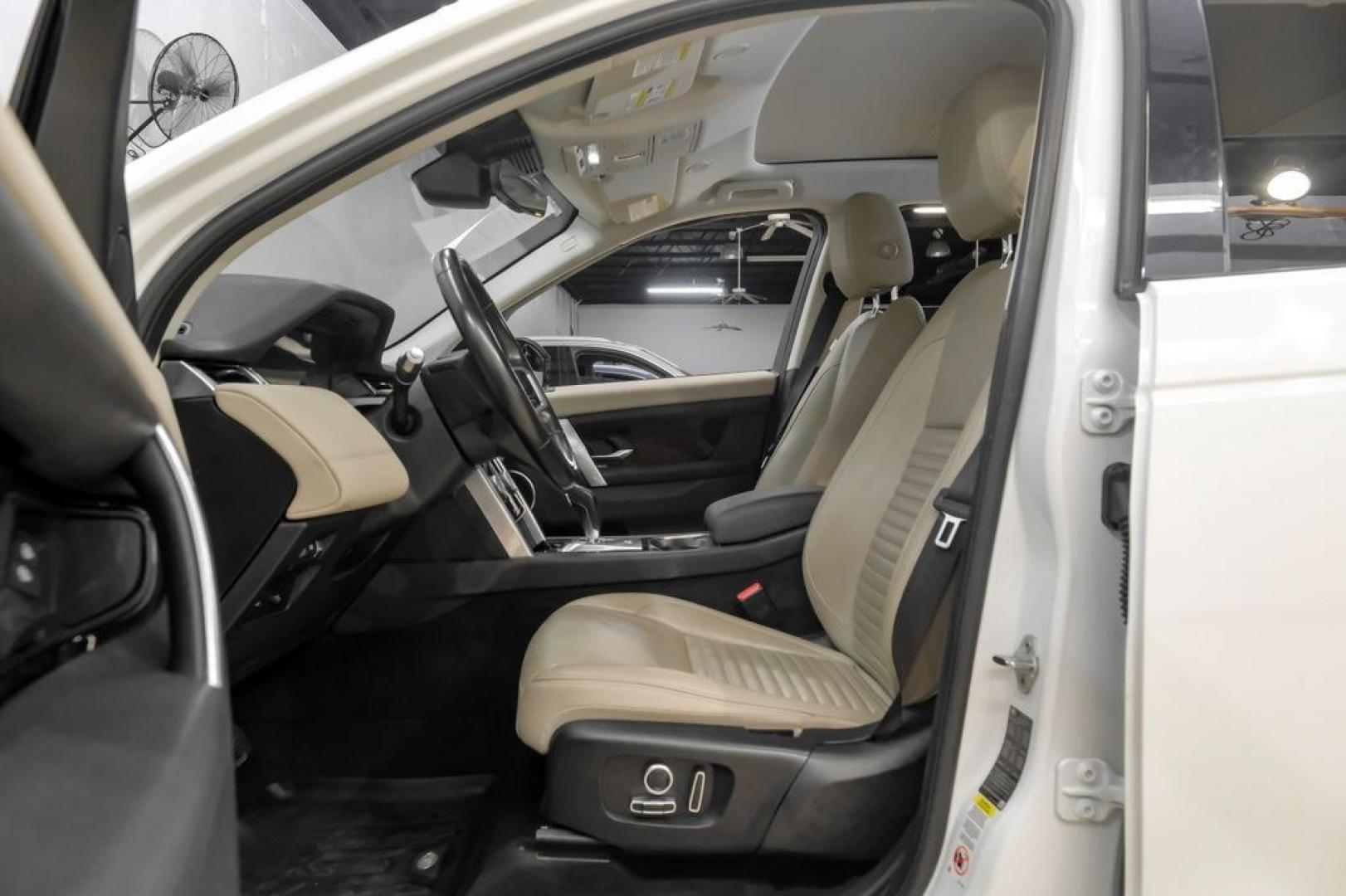 2022 Fuji White /Acorn Land Rover Discovery Sport S (SALCJ2FX0NH) with an 2.0L I4 Turbocharged engine, Automatic transmission, located at 15300 Midway Rd., Addison, TX, 75001, (972) 702-0011, 32.958321, -96.838074- Photo#3