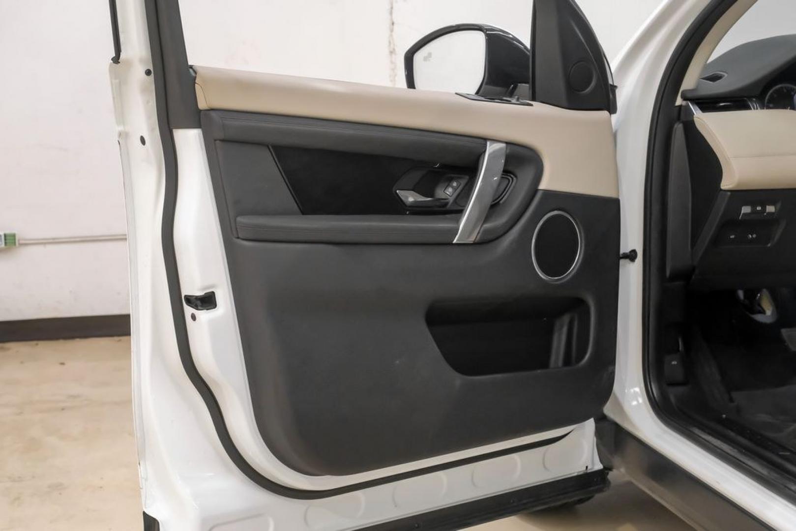 2022 Fuji White /Acorn Land Rover Discovery Sport S (SALCJ2FX0NH) with an 2.0L I4 Turbocharged engine, Automatic transmission, located at 15300 Midway Rd., Addison, TX, 75001, (972) 702-0011, 32.958321, -96.838074- Photo#50