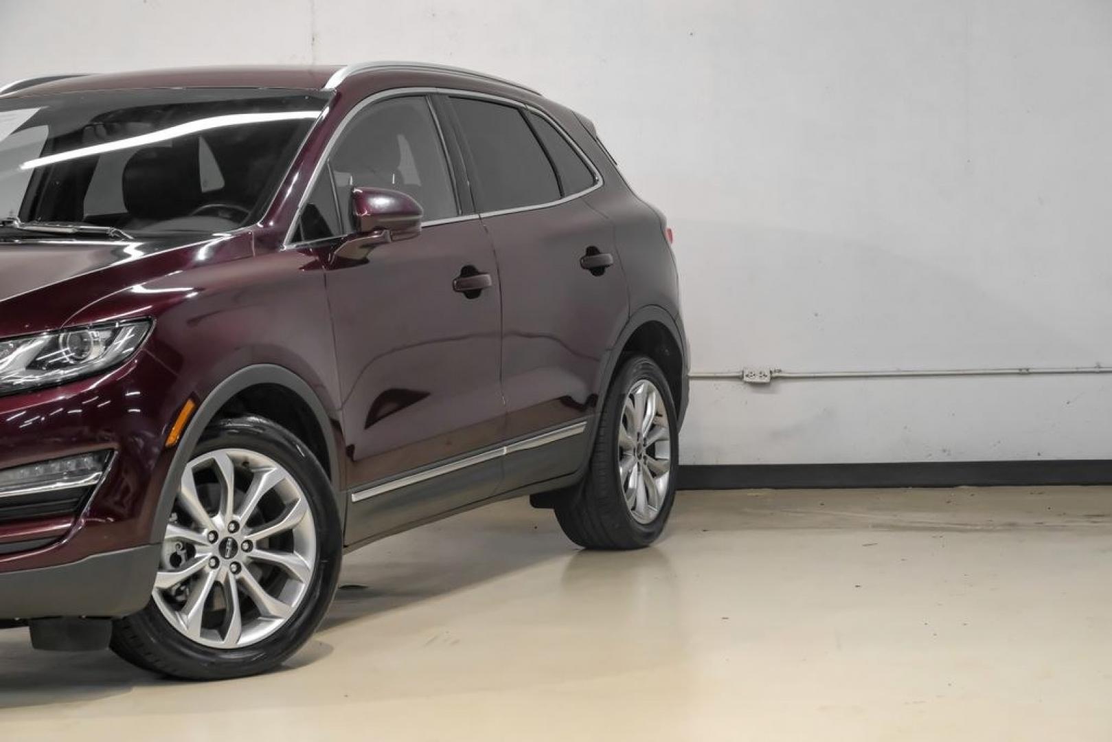 2019 Burgundy /Ebony Lincoln MKC Select (5LMCJ2C97KU) with an 2.0L I4 engine, Automatic transmission, located at 15300 Midway Rd., Addison, TX, 75001, (972) 702-0011, 32.958321, -96.838074- Photo#6