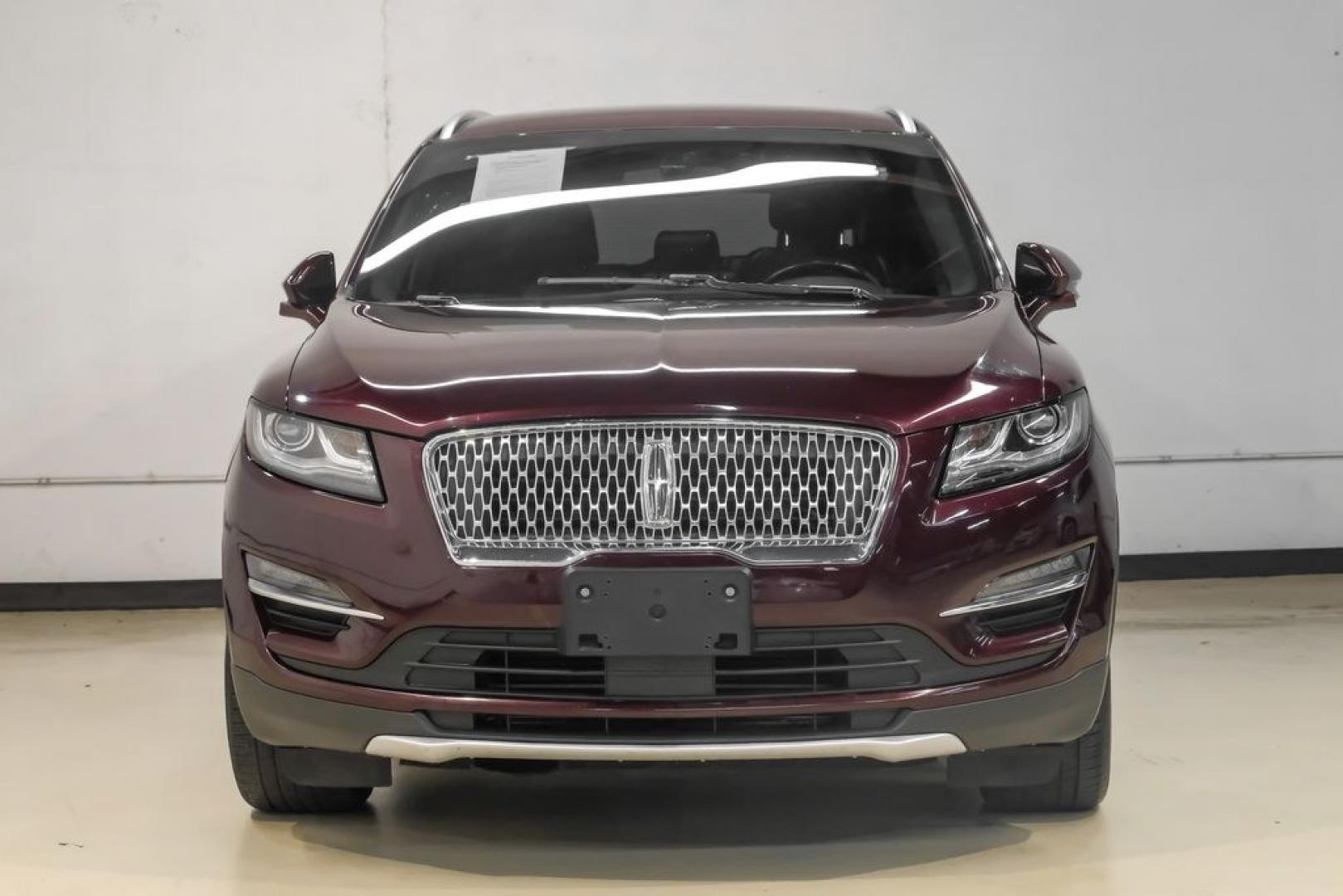 2019 Burgundy /Ebony Lincoln MKC Select (5LMCJ2C97KU) with an 2.0L I4 engine, Automatic transmission, located at 15300 Midway Rd., Addison, TX, 75001, (972) 702-0011, 32.958321, -96.838074- Photo#7