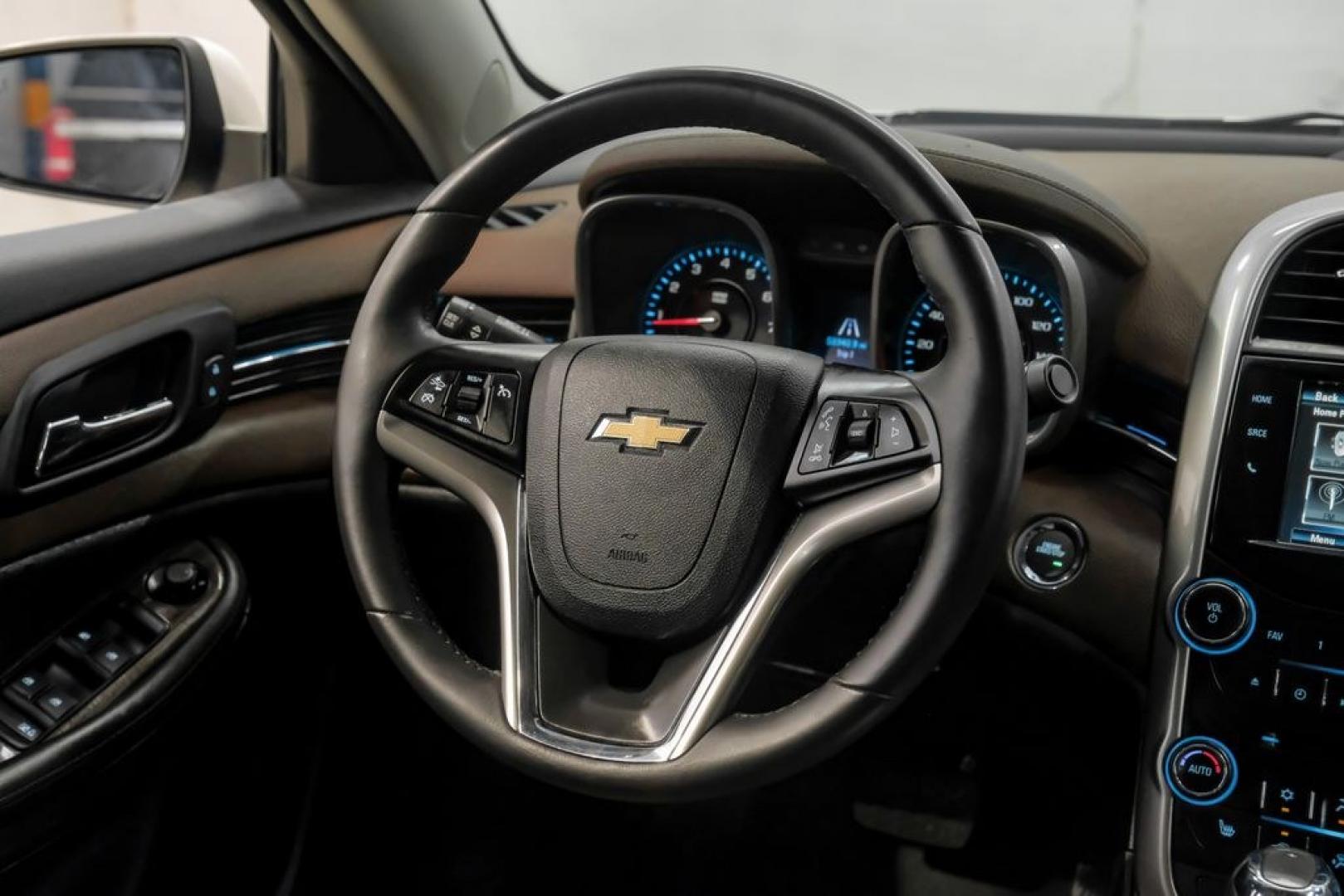 2014 White Diamond Clearcoat /Jet Black/Brownstone Chevrolet Malibu LTZ (1G11J5SX5EF) with an 2.0L 4-Cylinder DGI DOHC VVT Turbocharged engine, Automatic transmission, located at 15300 Midway Rd., Addison, TX, 75001, (972) 702-0011, 32.958321, -96.838074- Photo#19
