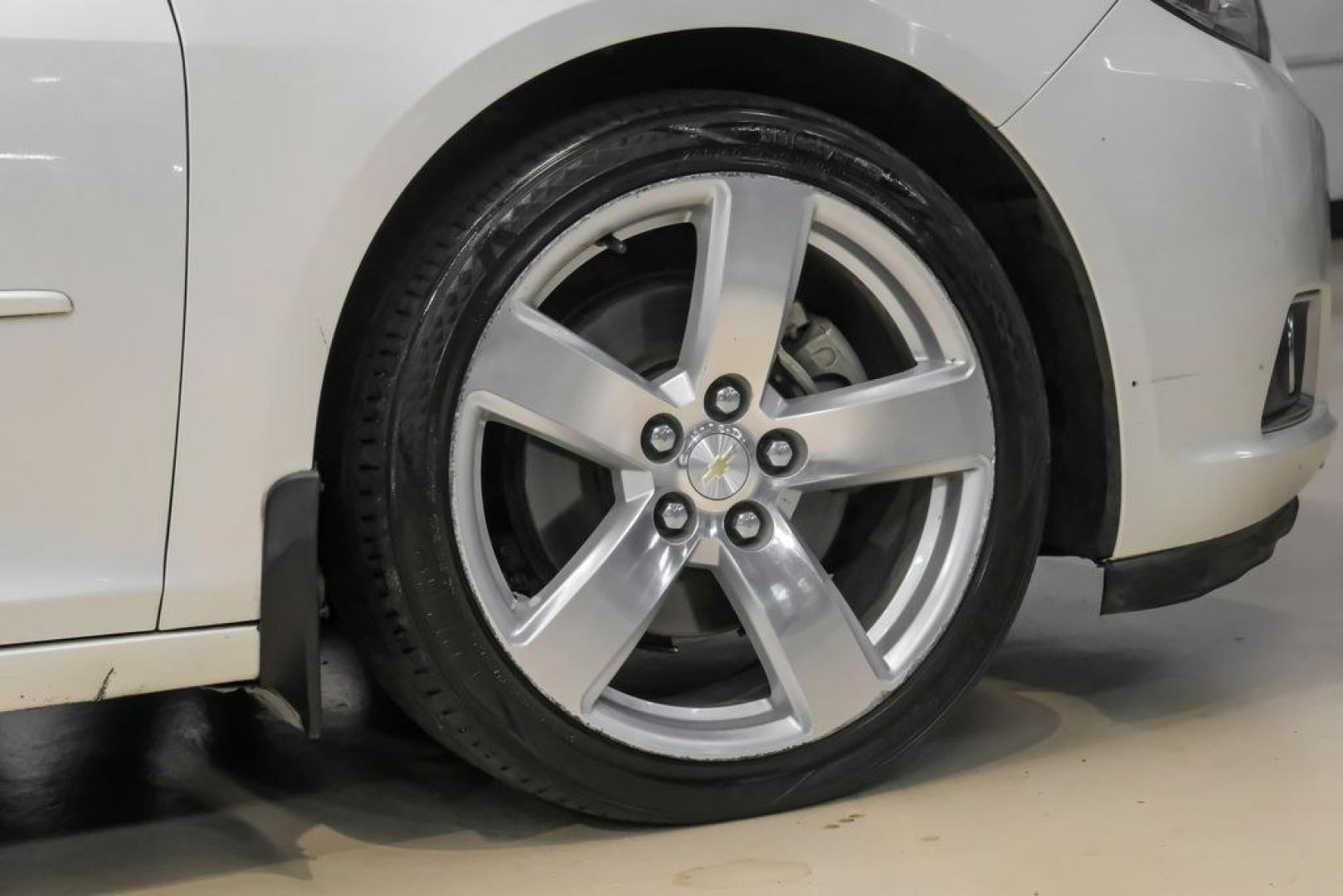 2014 White Diamond Clearcoat /Jet Black/Brownstone Chevrolet Malibu LTZ (1G11J5SX5EF) with an 2.0L 4-Cylinder DGI DOHC VVT Turbocharged engine, Automatic transmission, located at 15300 Midway Rd., Addison, TX, 75001, (972) 702-0011, 32.958321, -96.838074- Photo#62
