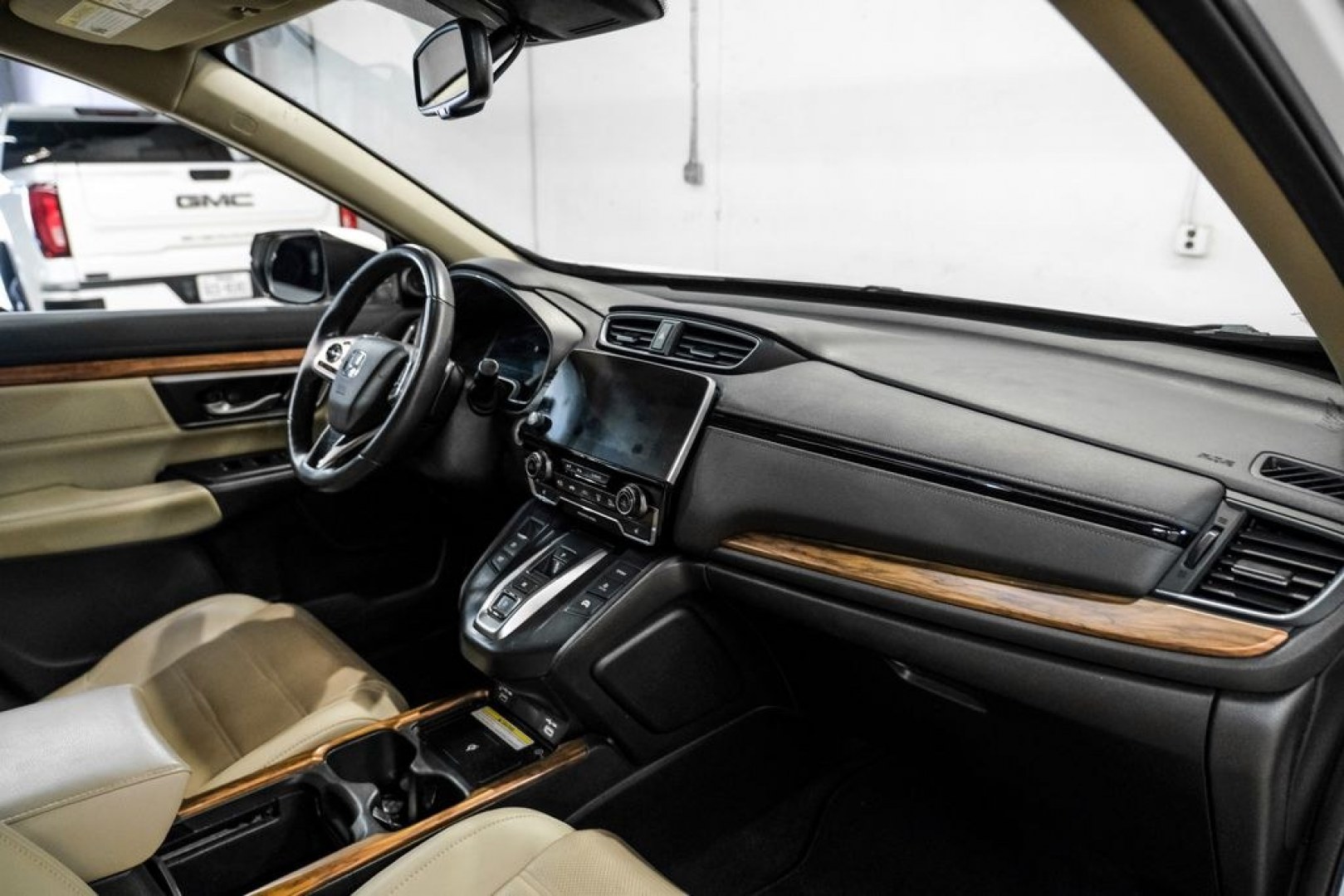 2021 Platinum White Pearl /Ivory Honda CR-V Hybrid Touring (7FART6H9XME) with an 2.0L I4 DOHC 16V engine, CVT transmission, located at 15300 Midway Rd., Addison, TX, 75001, (972) 702-0011, 32.958321, -96.838074- Photo#11